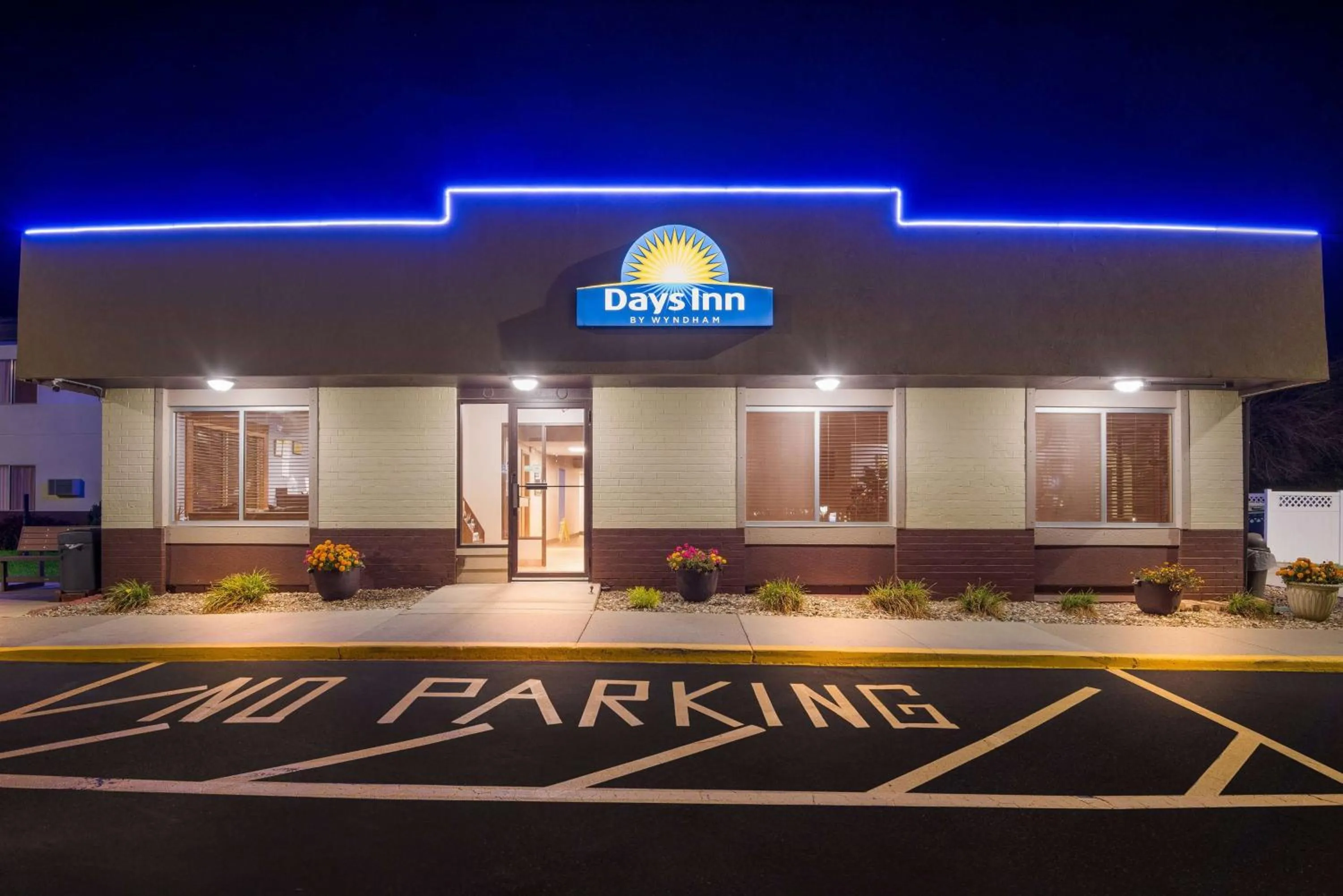 Property building in Days Inn by Wyndham Newton