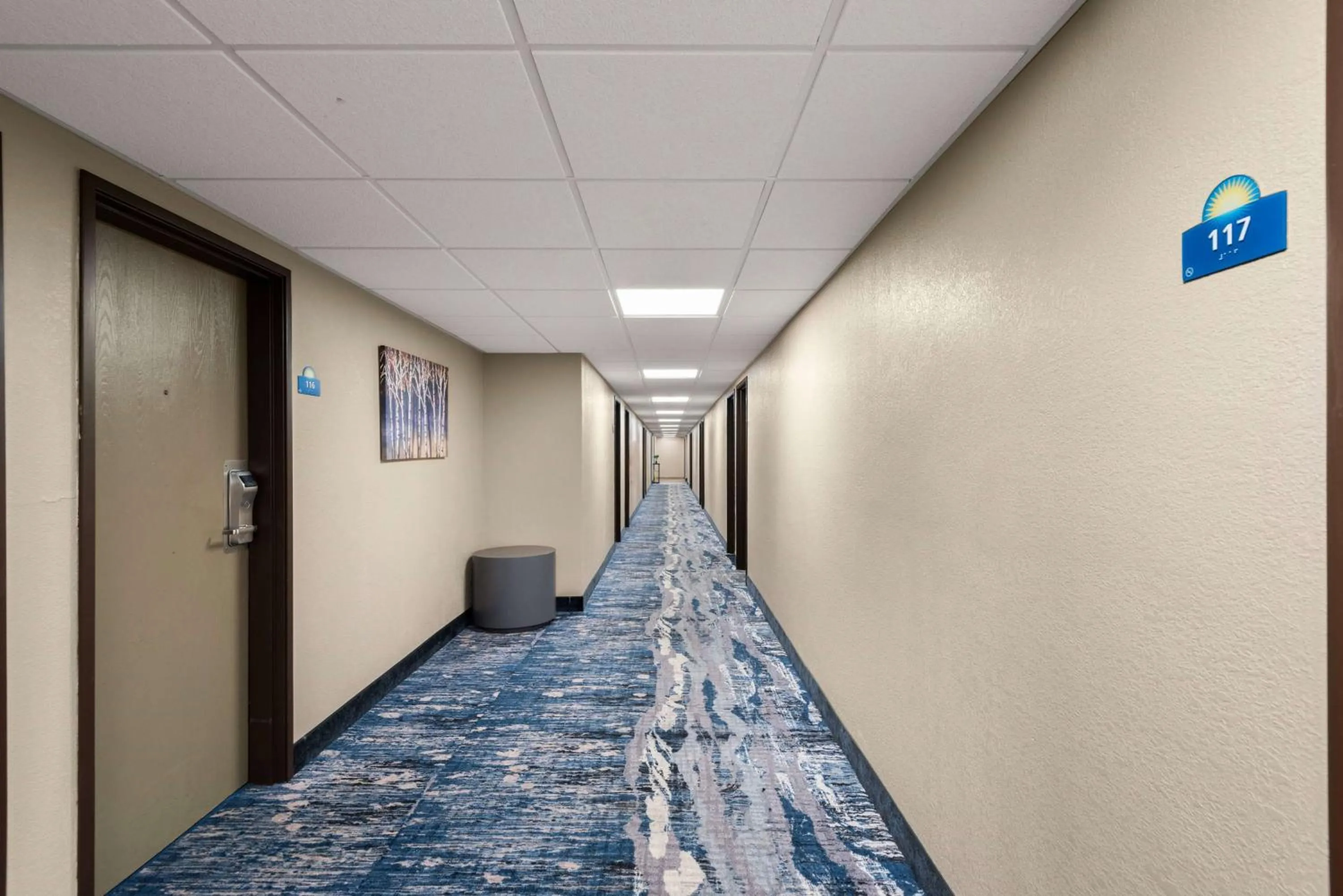 Kitchen or kitchenette in Days Inn by Wyndham Newton