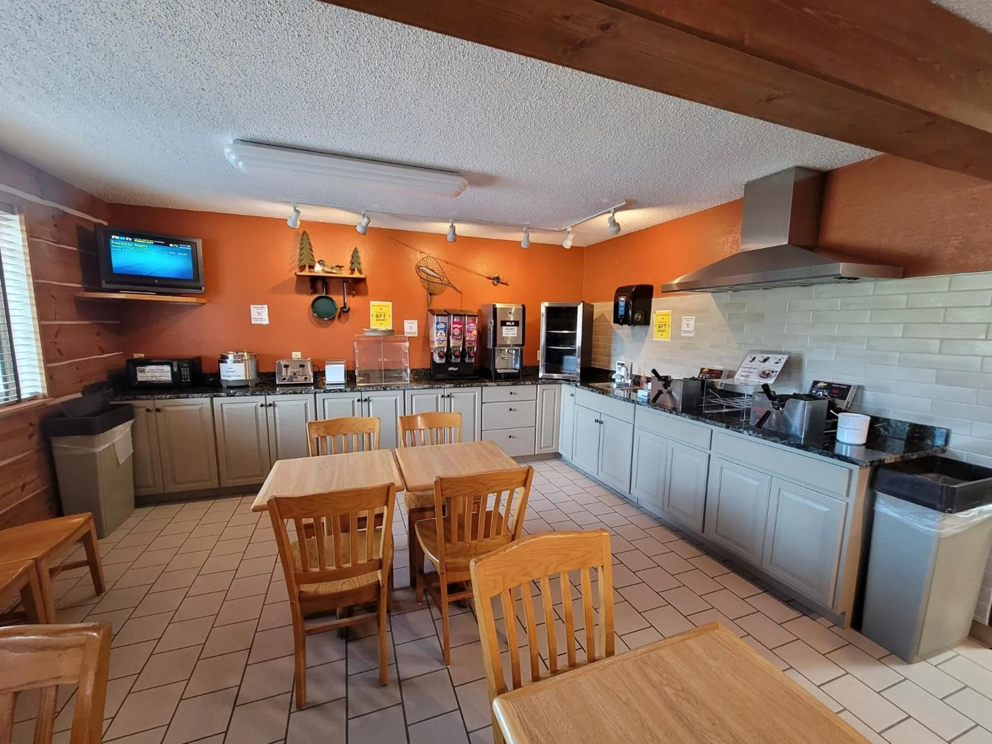 Continental breakfast in I M Hotel by Timberlake