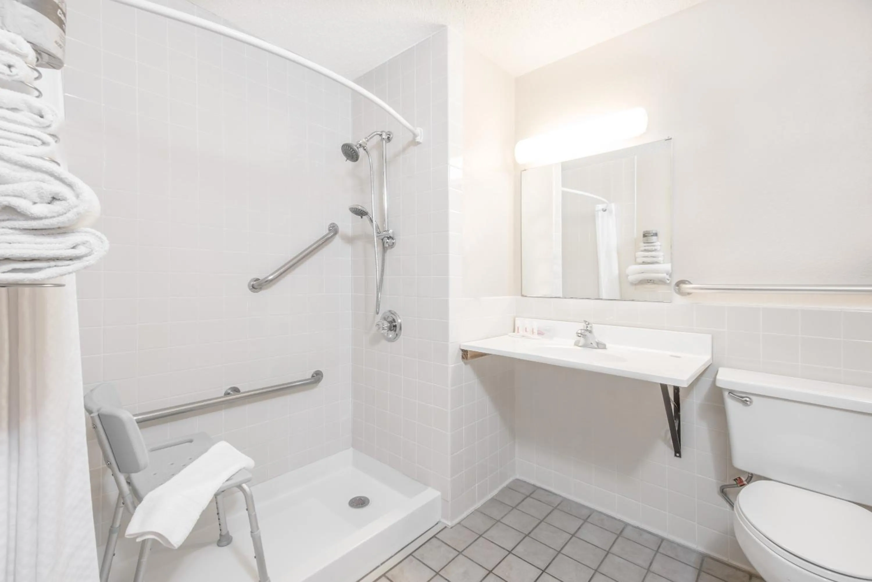 Shower in I M Hotel by Timberlake