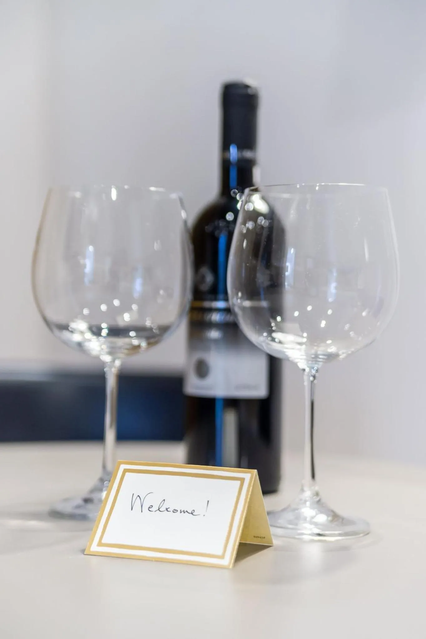 Drinks in 33SolonosSuites