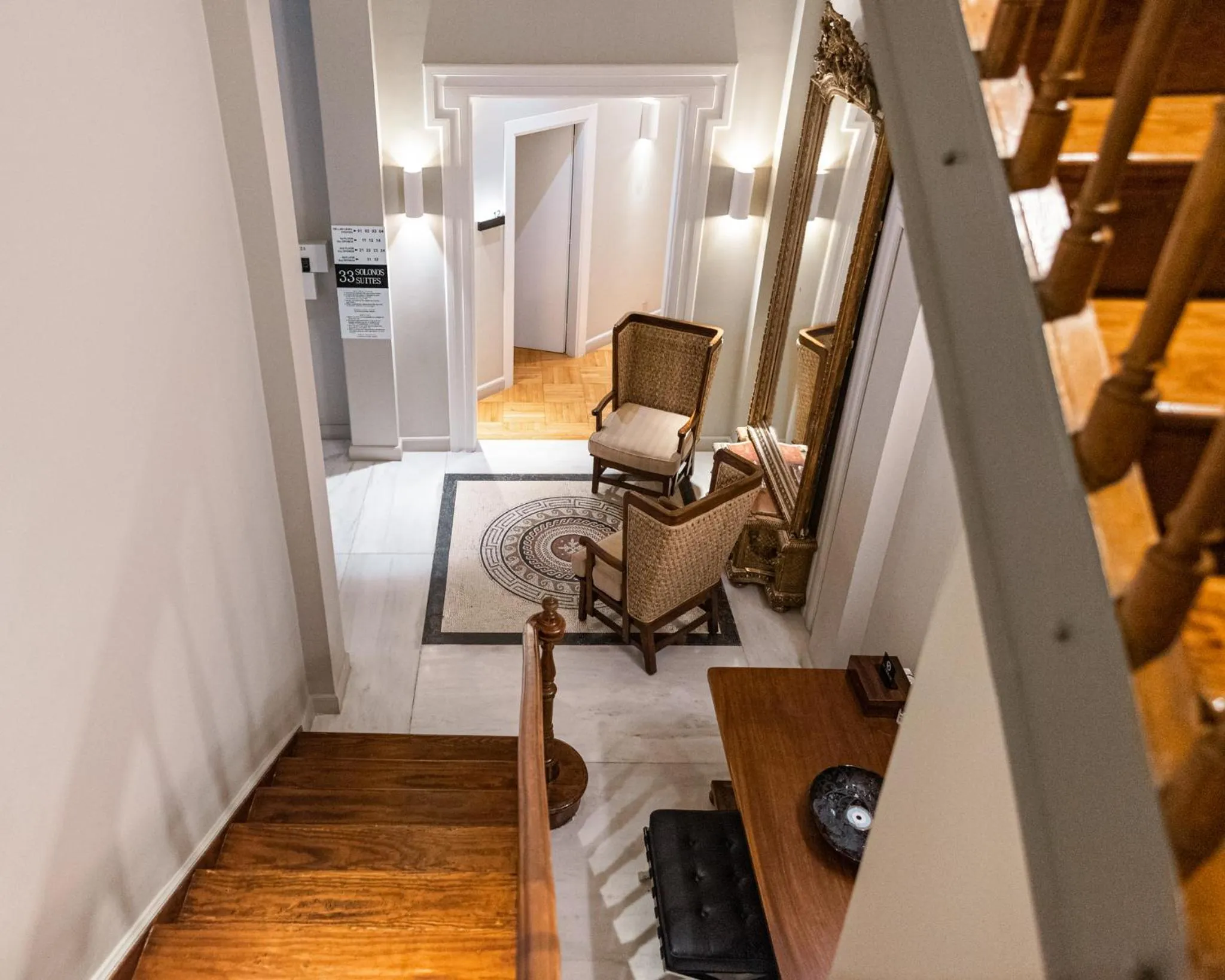 Decorative detail in 33SolonosSuites