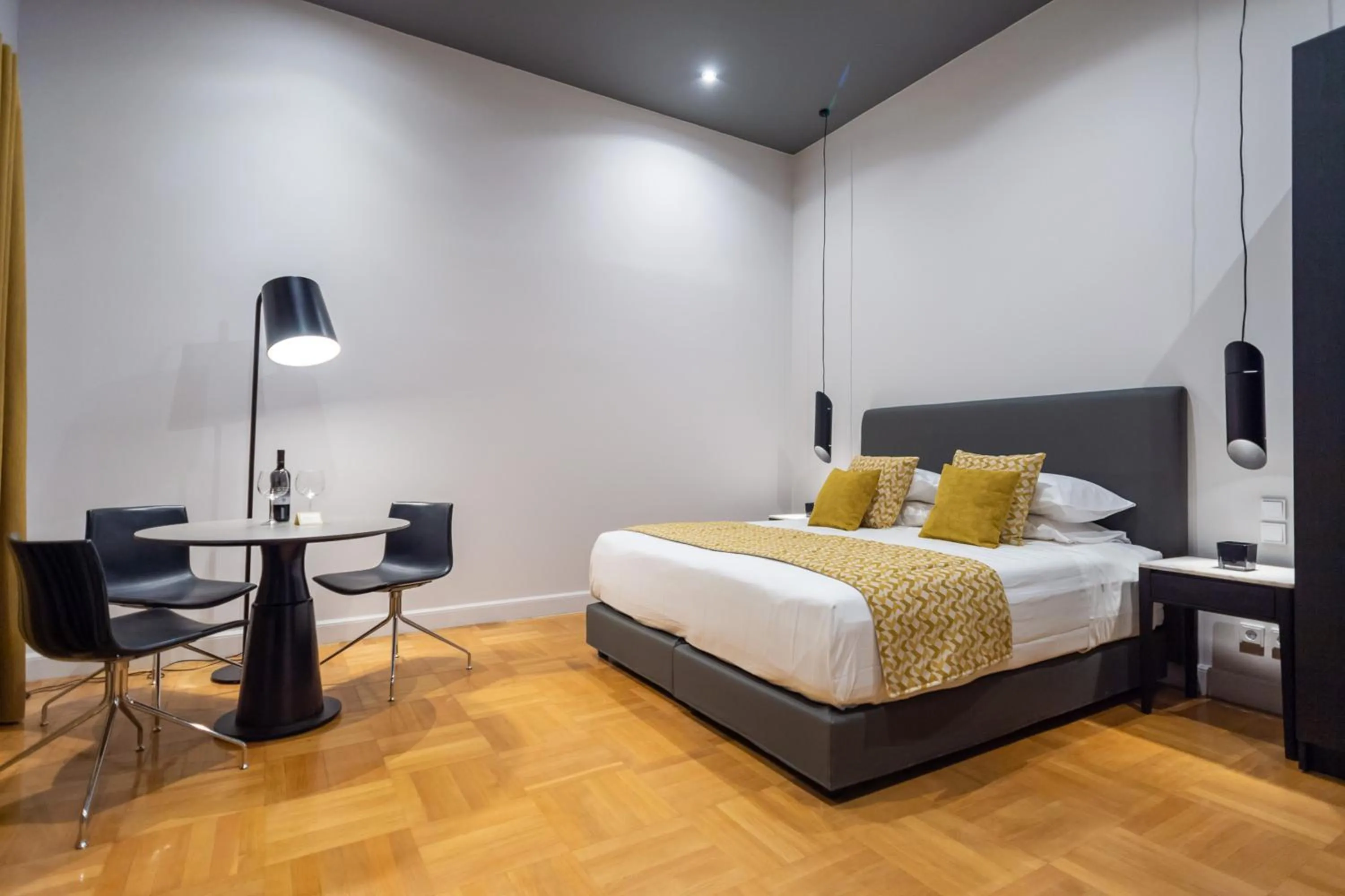 Bed in 33SolonosSuites