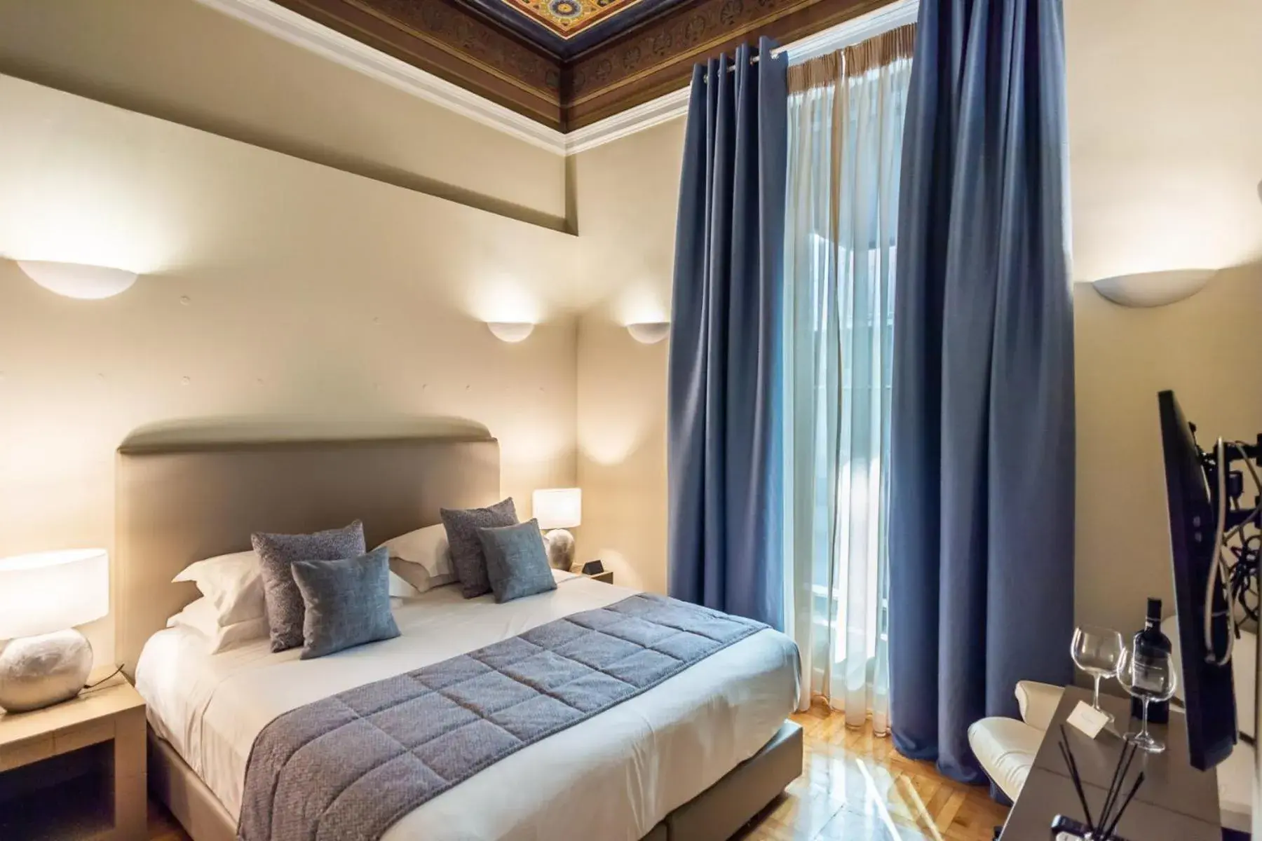 Bed in 33SolonosSuites Bed in 33SolonosSuites