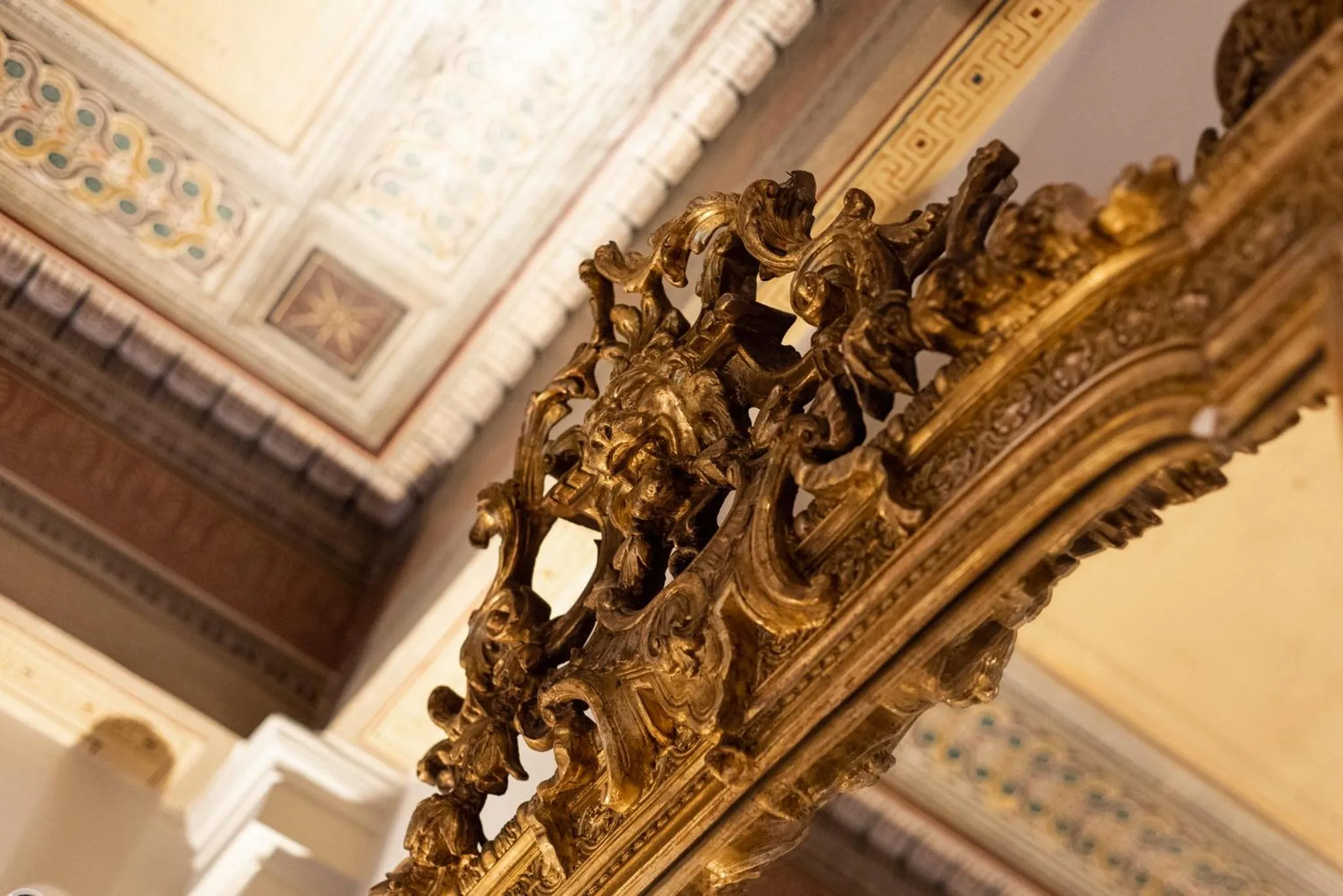 Decorative detail in 33SolonosSuites