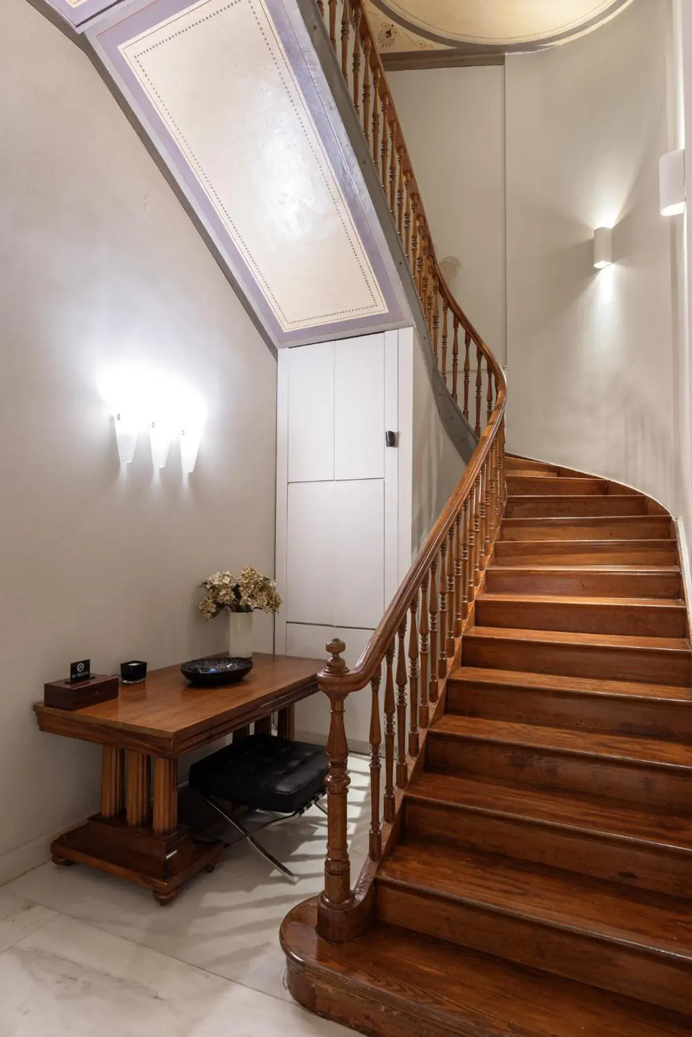 Facade/entrance in 33SolonosSuites Facade/entrance in 33SolonosSuites