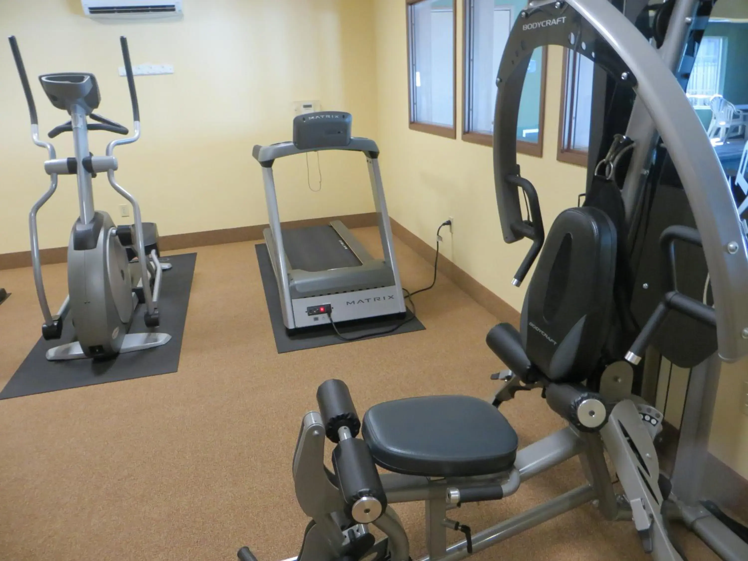 Fitness centre/facilities in Days Inn by Wyndham Ellis Fitness centre/facilities in Days Inn by Wyndham Ellis