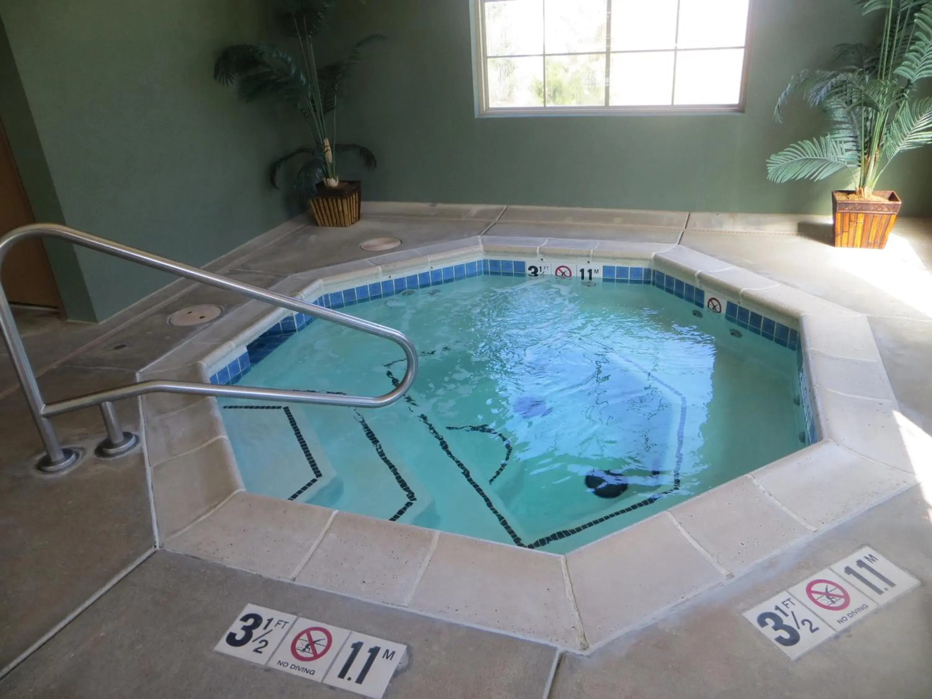 Swimming pool in Days Inn by Wyndham Ellis Swimming pool in Days Inn by Wyndham Ellis