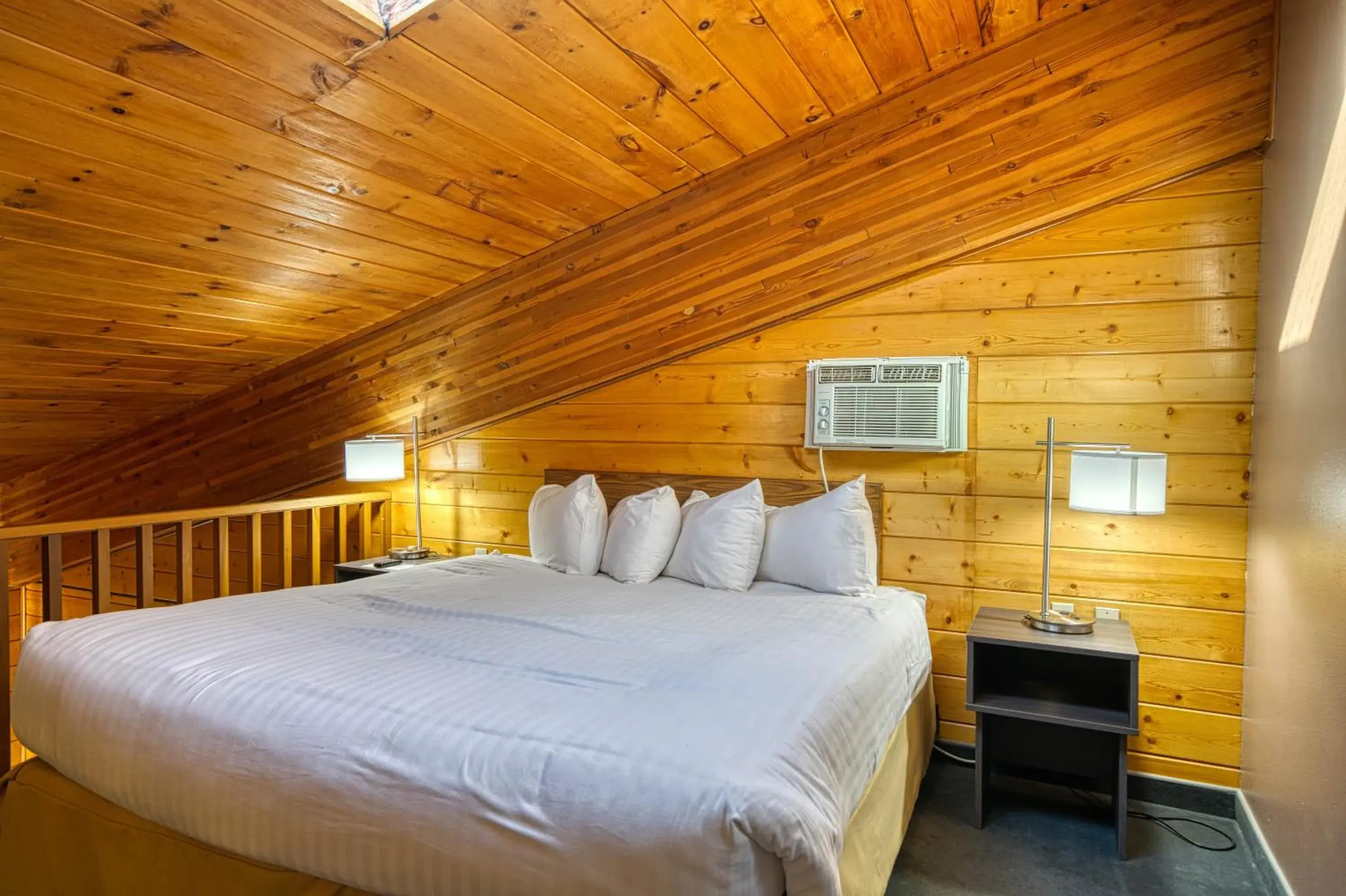 Bed in Super 8 by Wyndham Sturgis Bed in Super 8 by Wyndham Sturgis