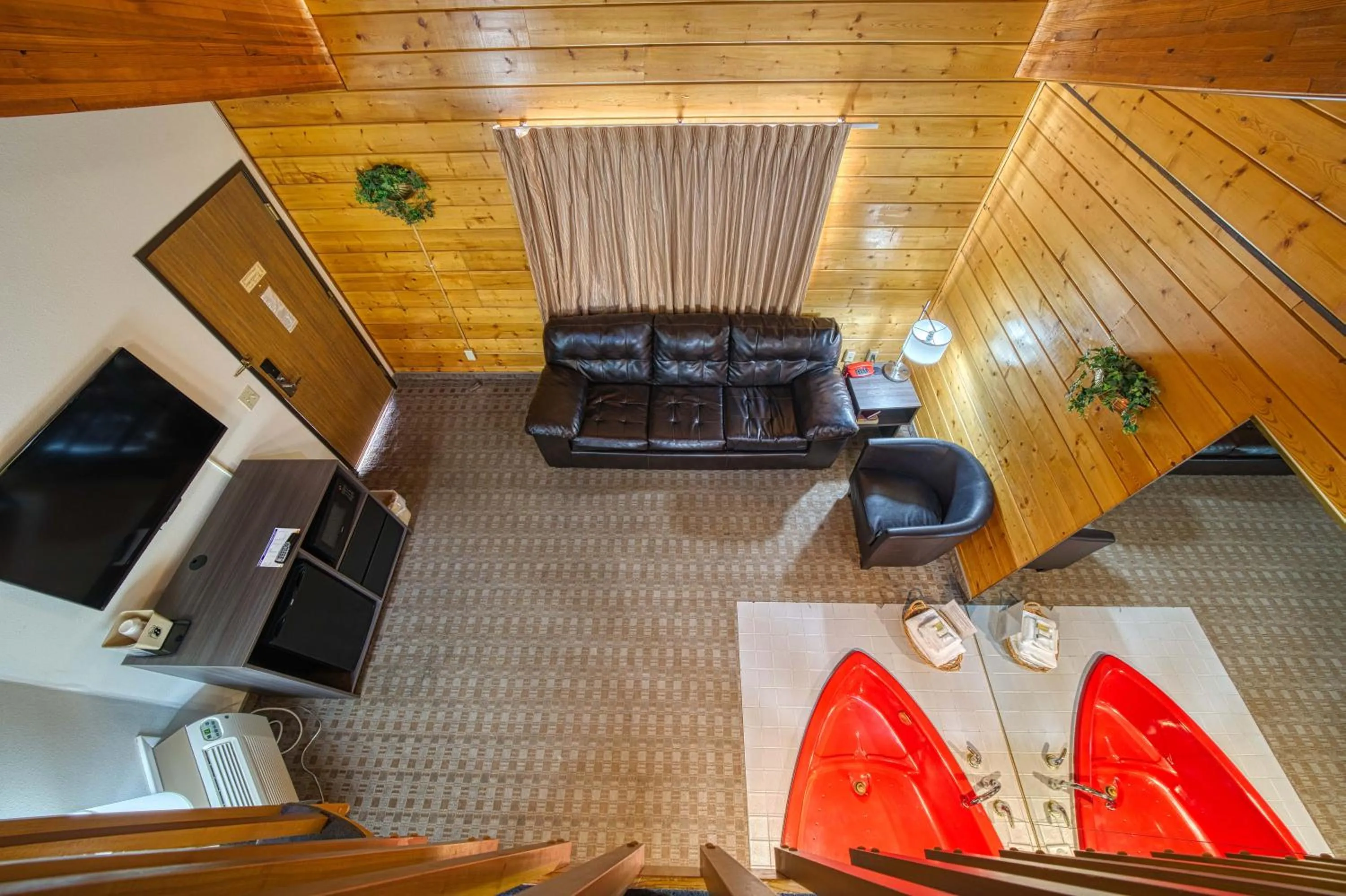 TV and multimedia in Super 8 by Wyndham Sturgis