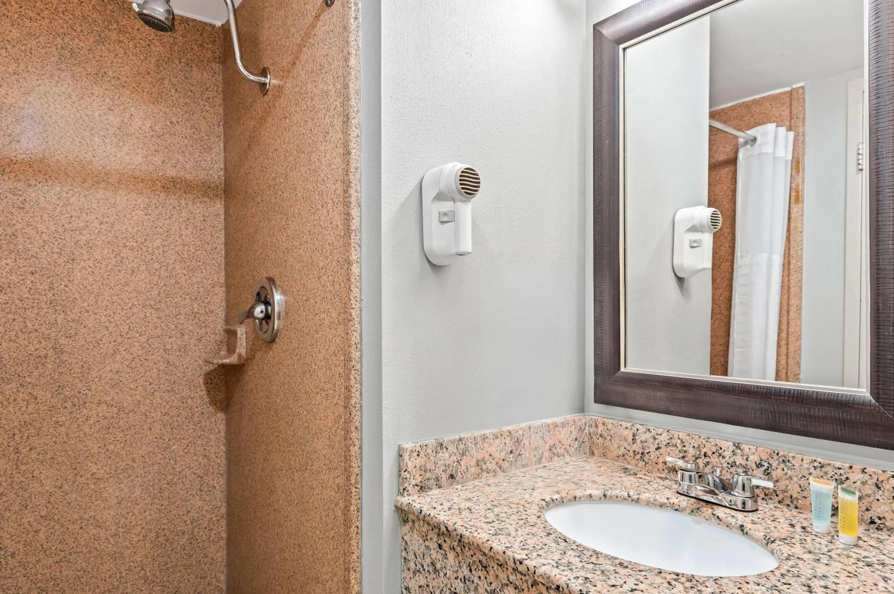 Bathroom in Travelodge by Wyndham Bloomington