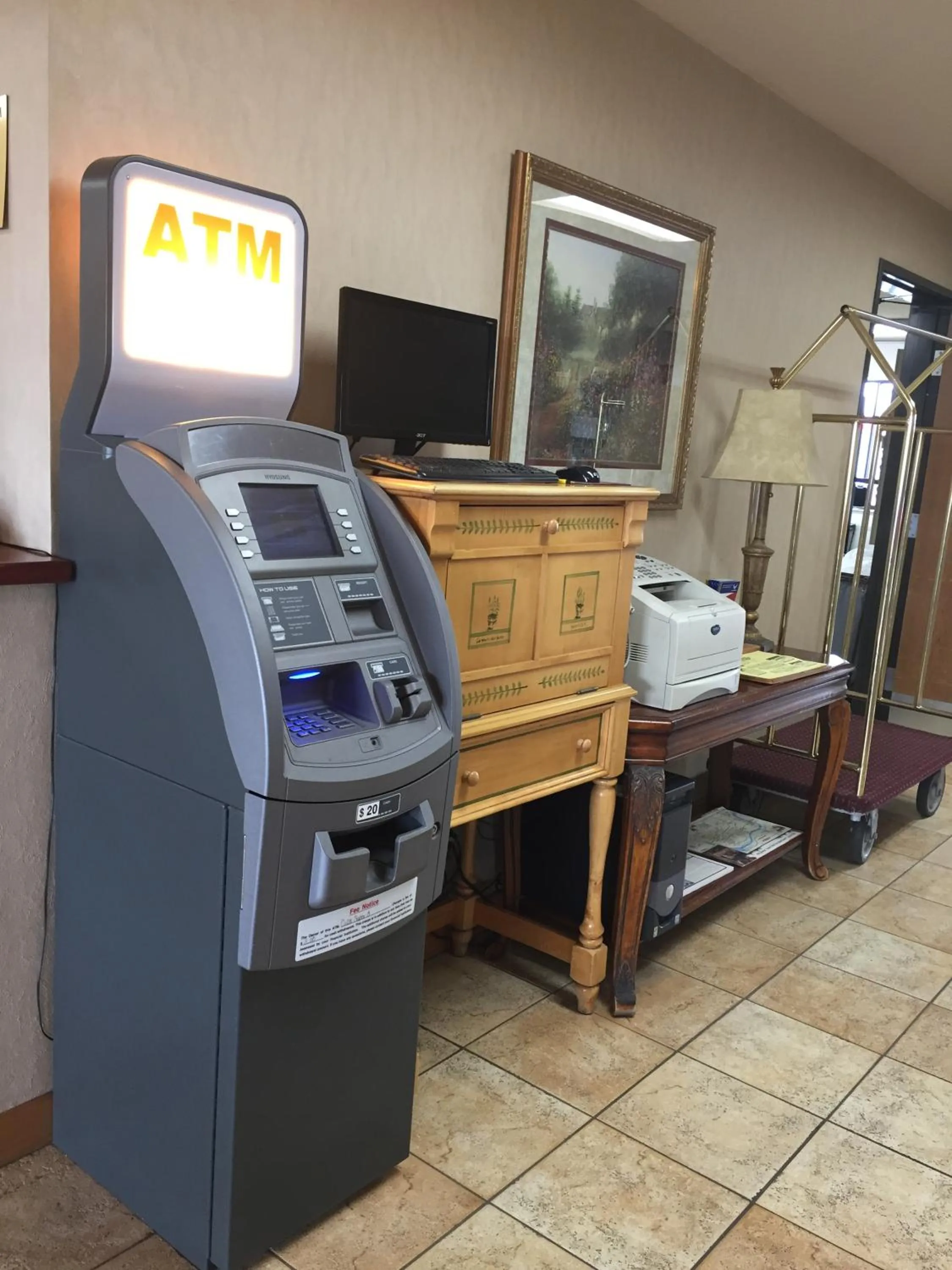 Business facilities in Super 8 by Wyndham Cuba