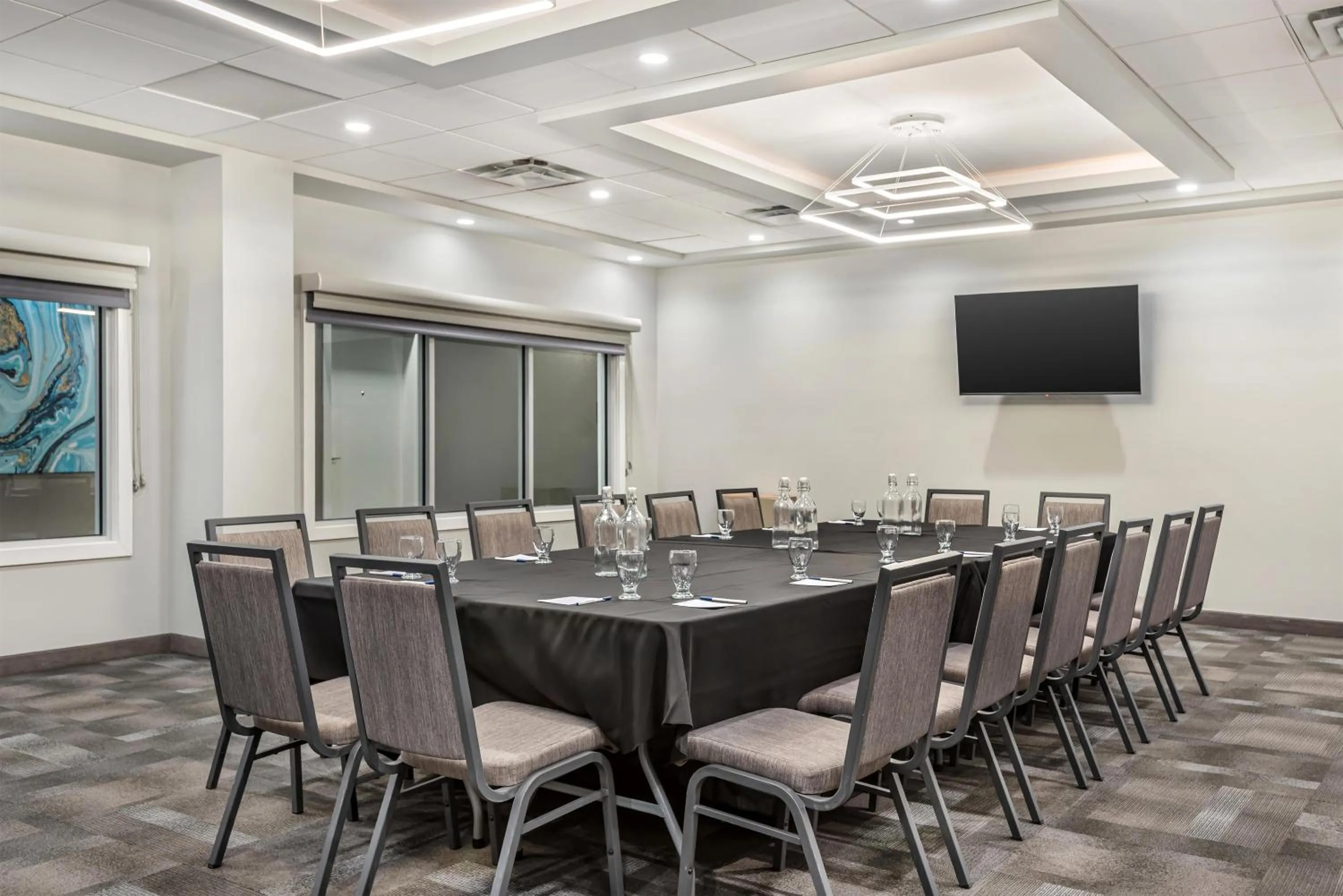Meeting/conference room in Executive Residency by Best Western Calgary City View North
