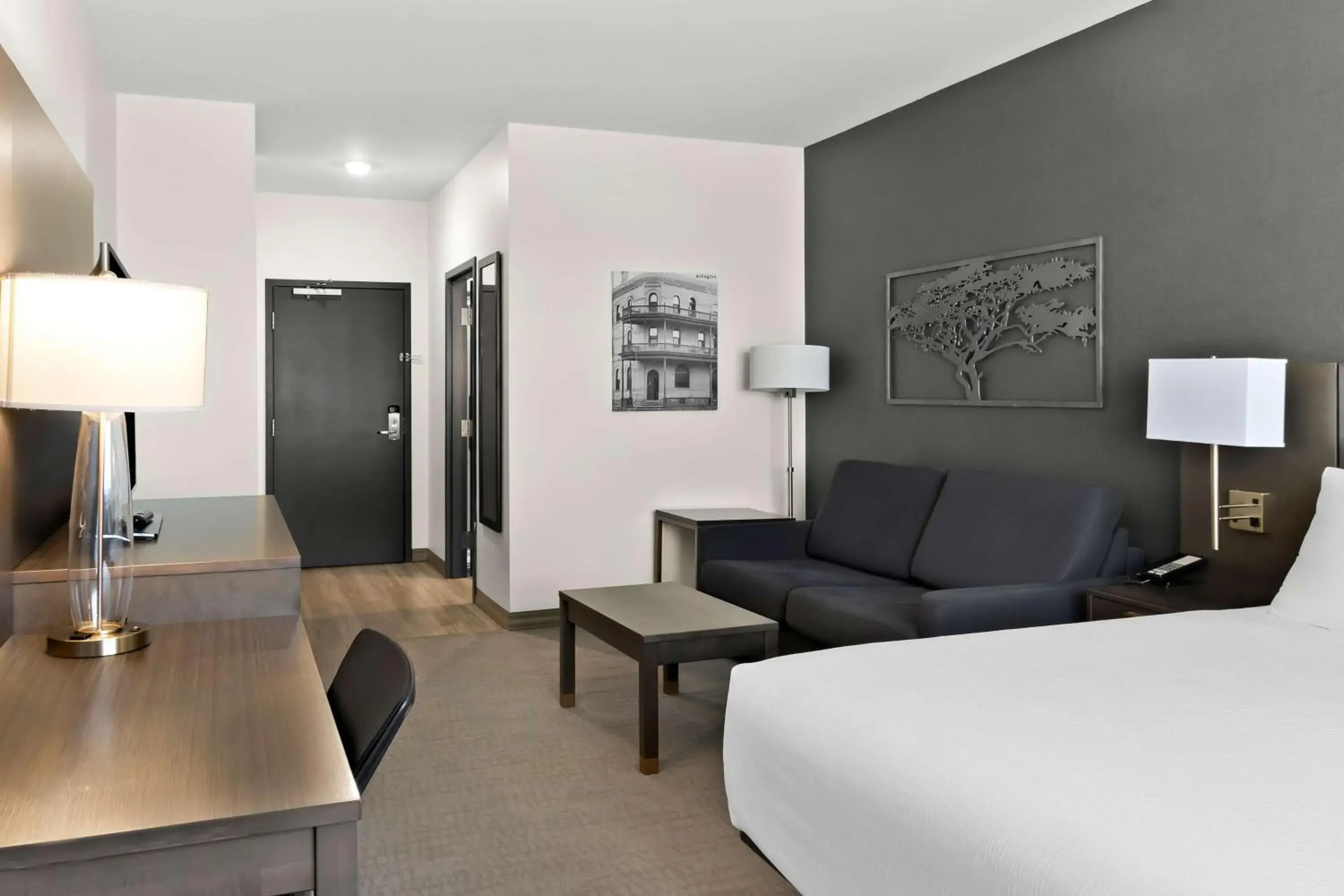 Bedroom, Bed in Best Western Plus Morden Bedroom, Bed in Best Western Plus Morden