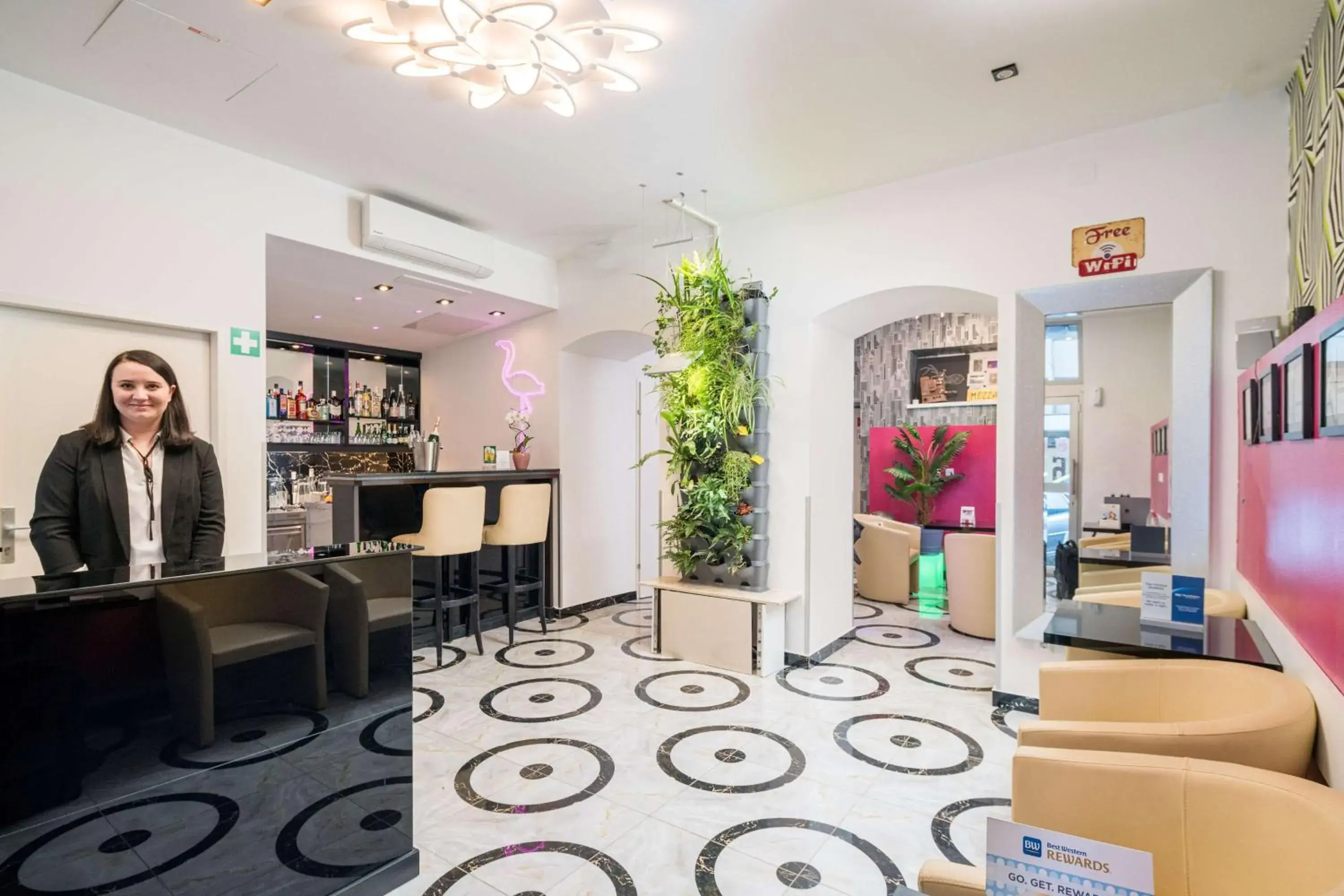 Lobby or reception in Best Western Plus Celebrity Suites Lobby or reception in Best Western Plus Celebrity Suites