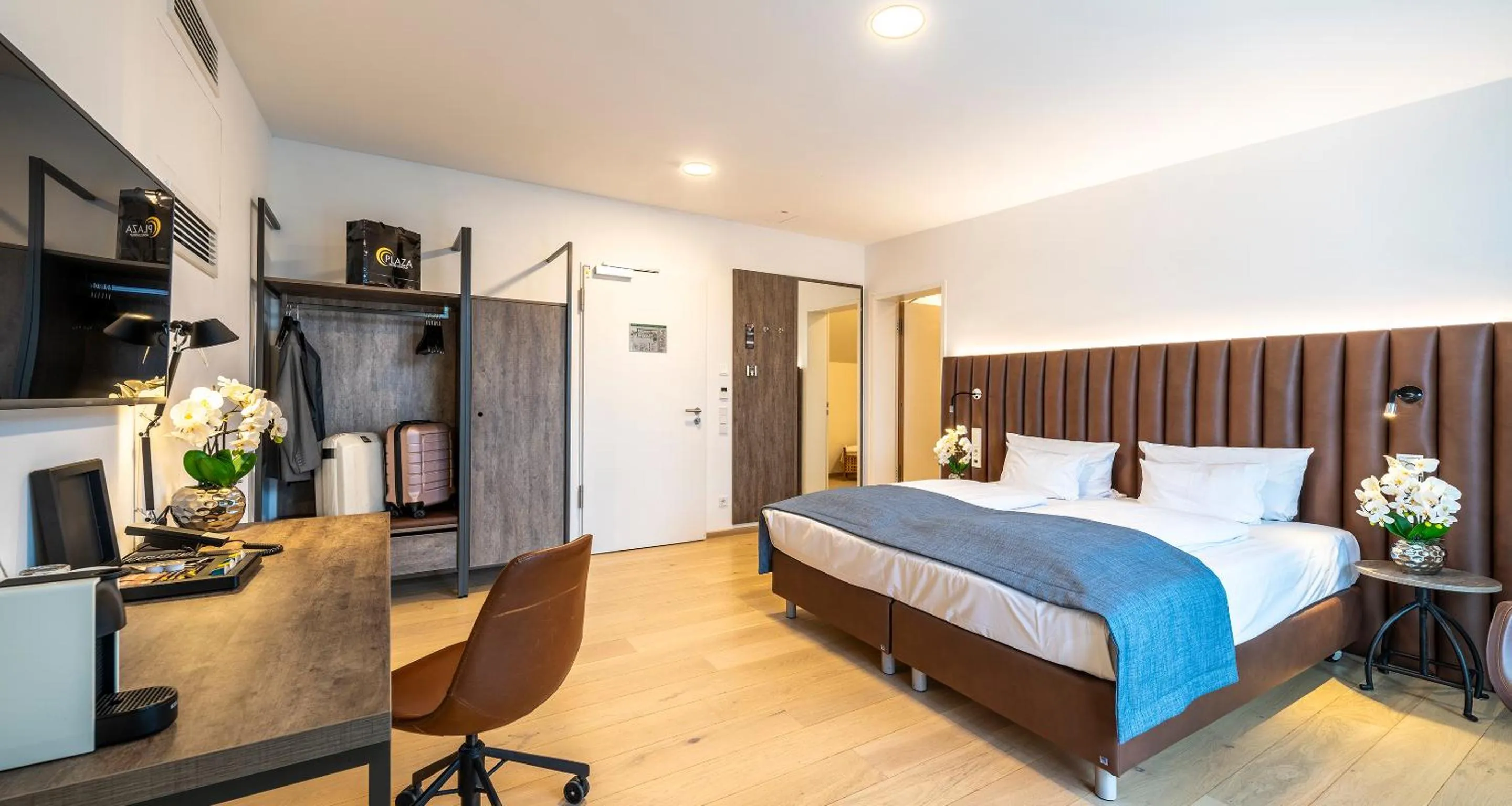 TV and multimedia, Bed in Aiden by Best Western Biberach