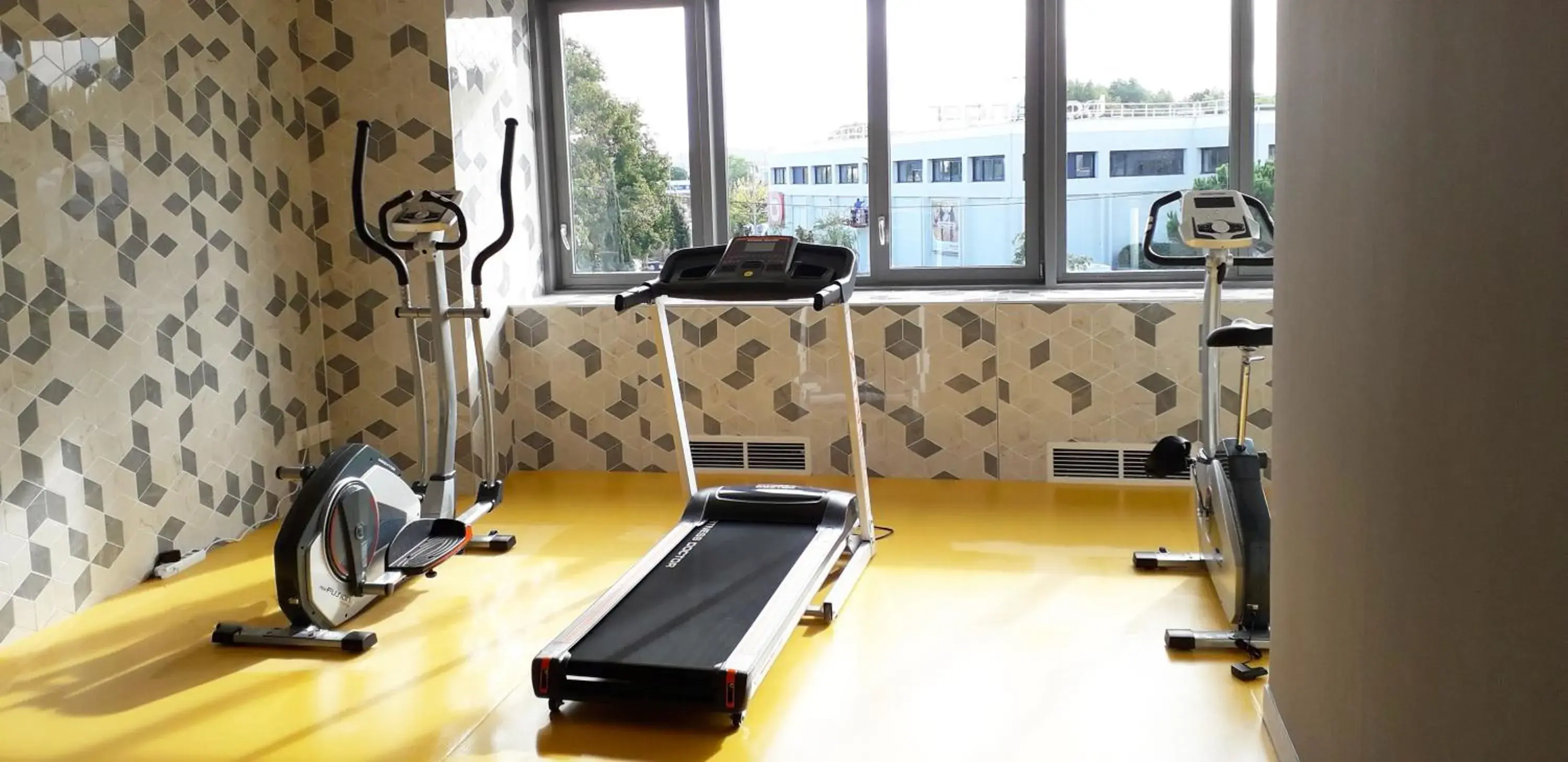 Fitness centre/facilities in Appart-Hôtel Mer & Golf City Bordeaux Lac Fitness centre/facilities in Appart-Hôtel Mer & Golf City Bordeaux Lac