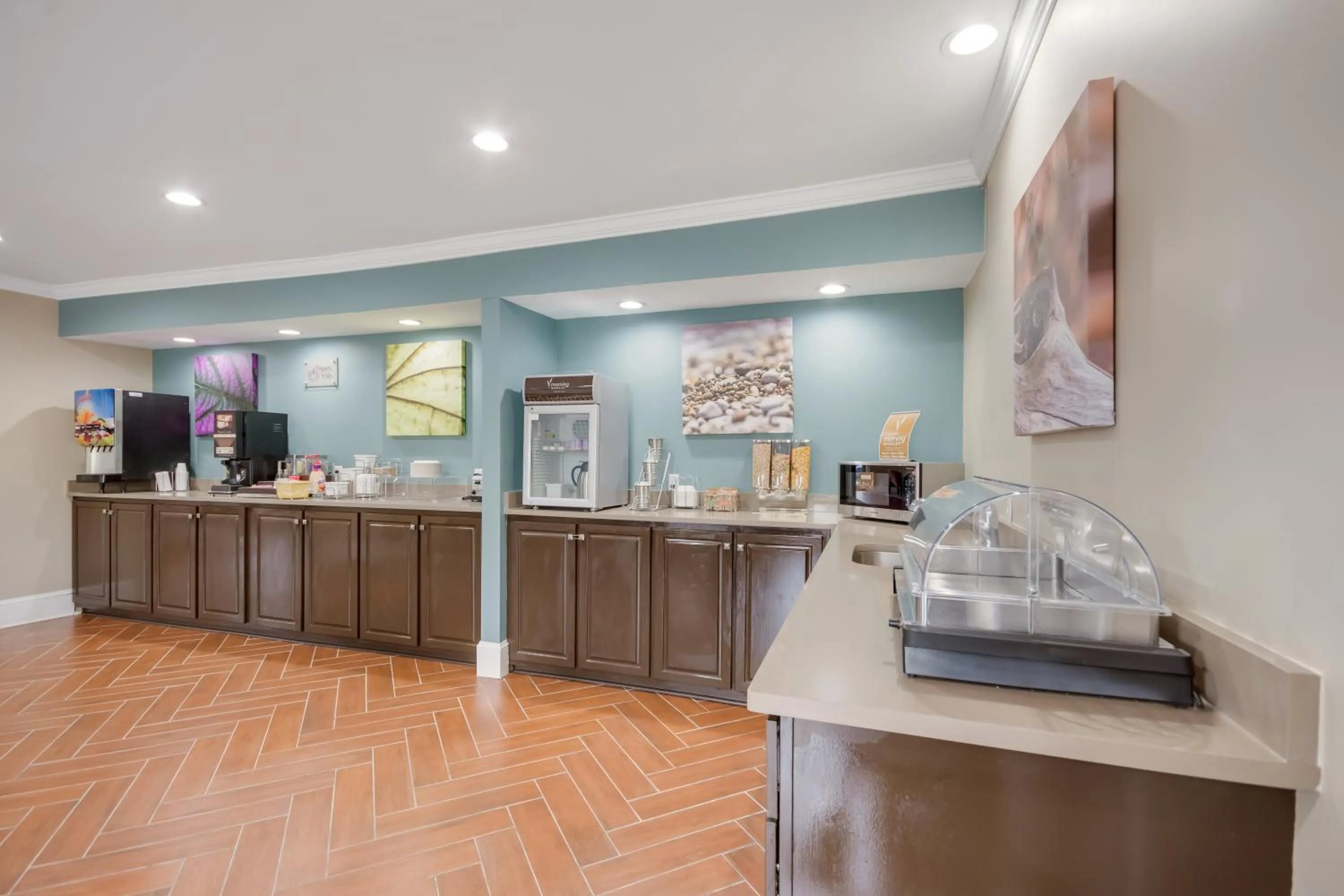 Breakfast in Sleep Inn & Suites Niceville - Destin