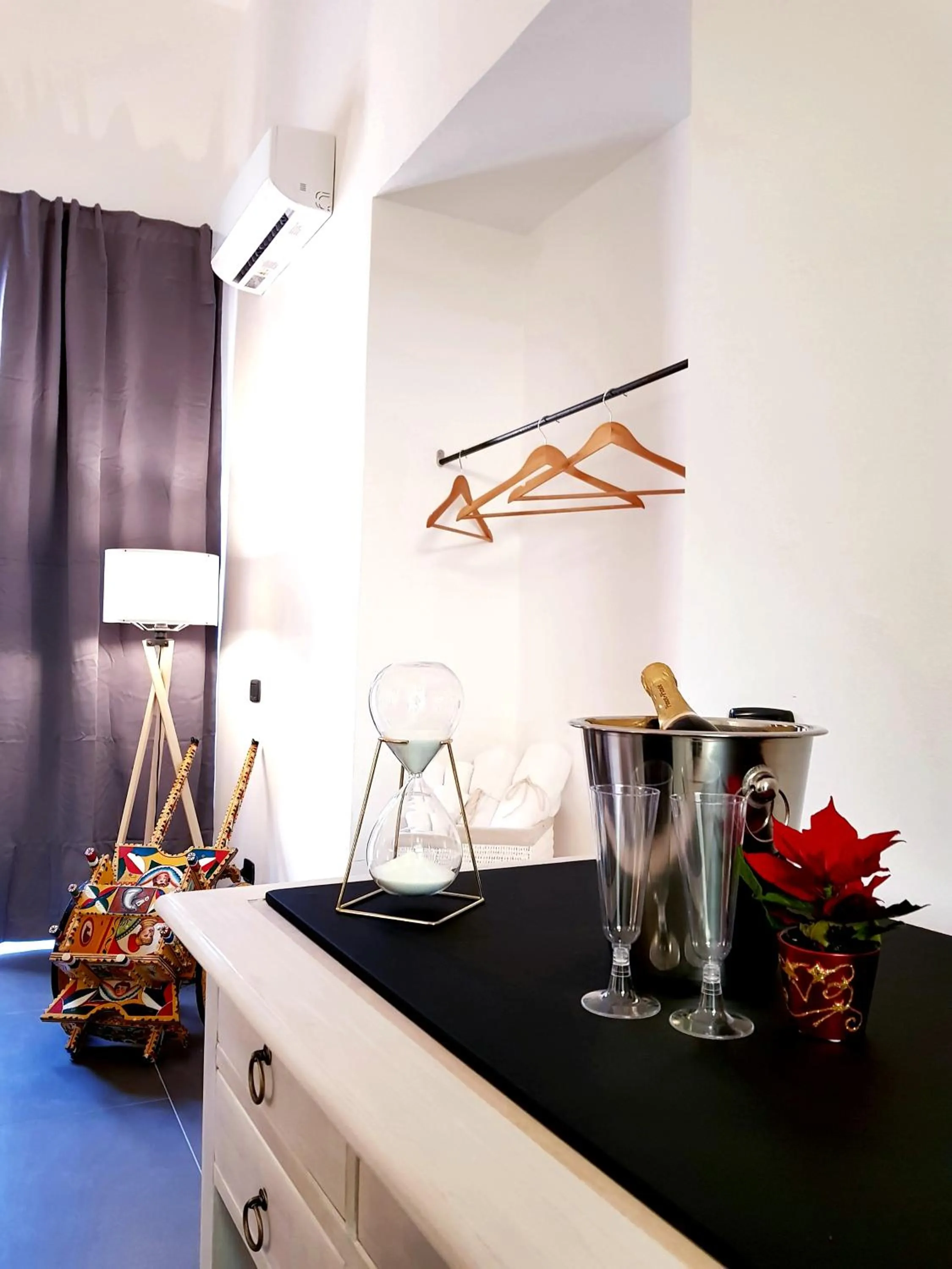 Alcoholic drinks in Pupi 93 Rooms