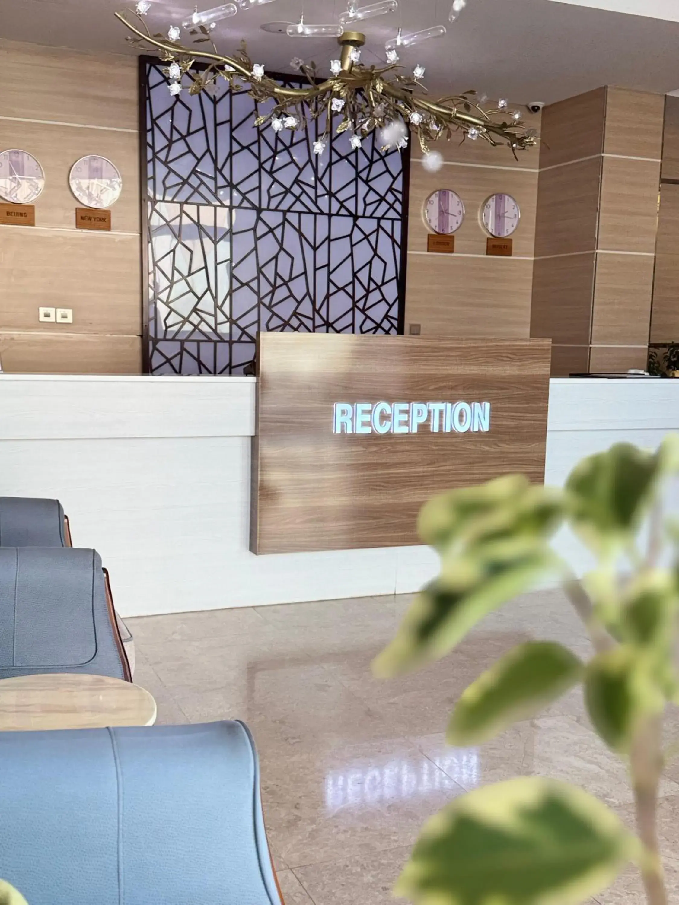 Season Inn Hotel Season Inn Hotel