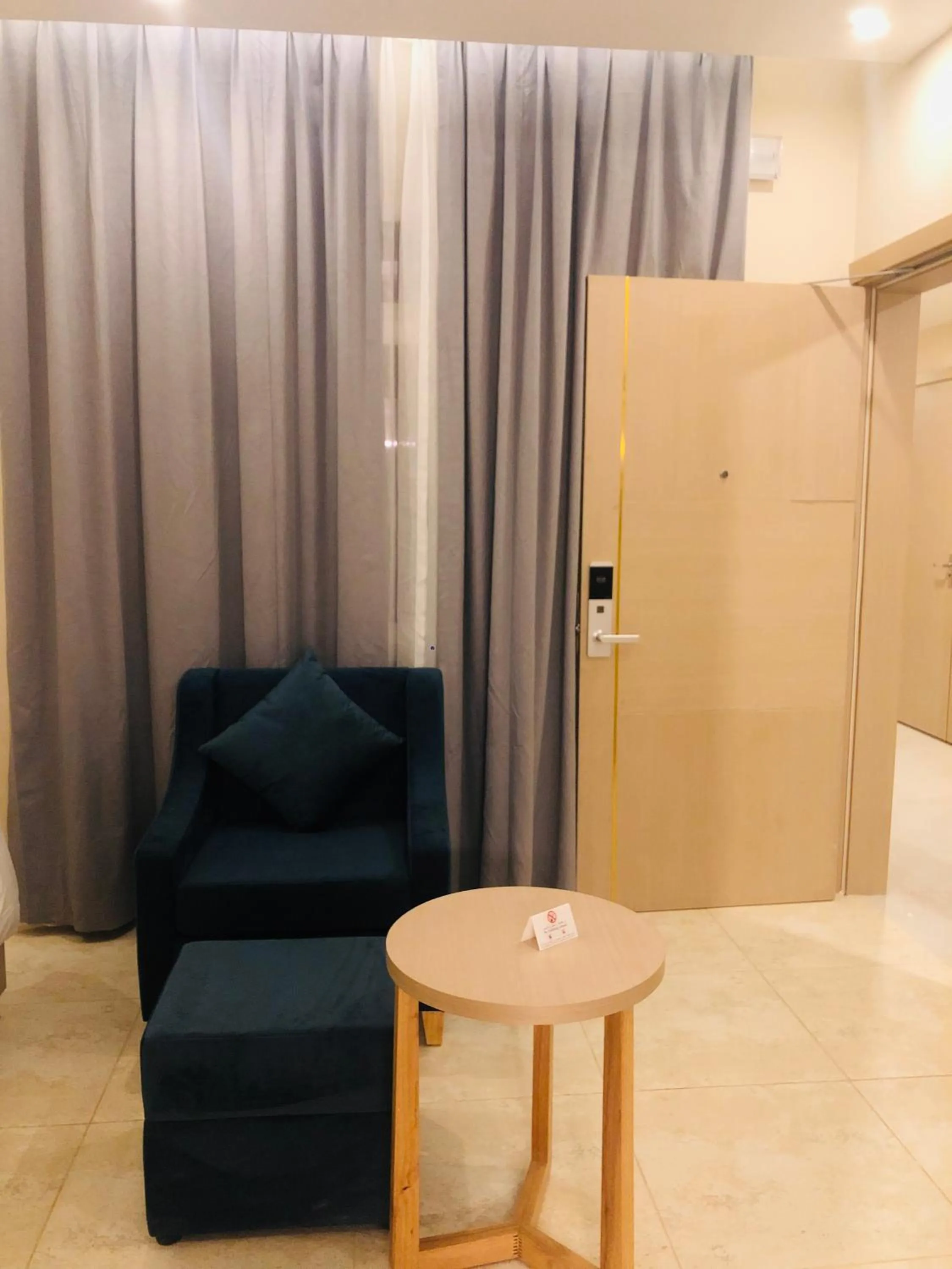 Living room in Season Inn Hotel