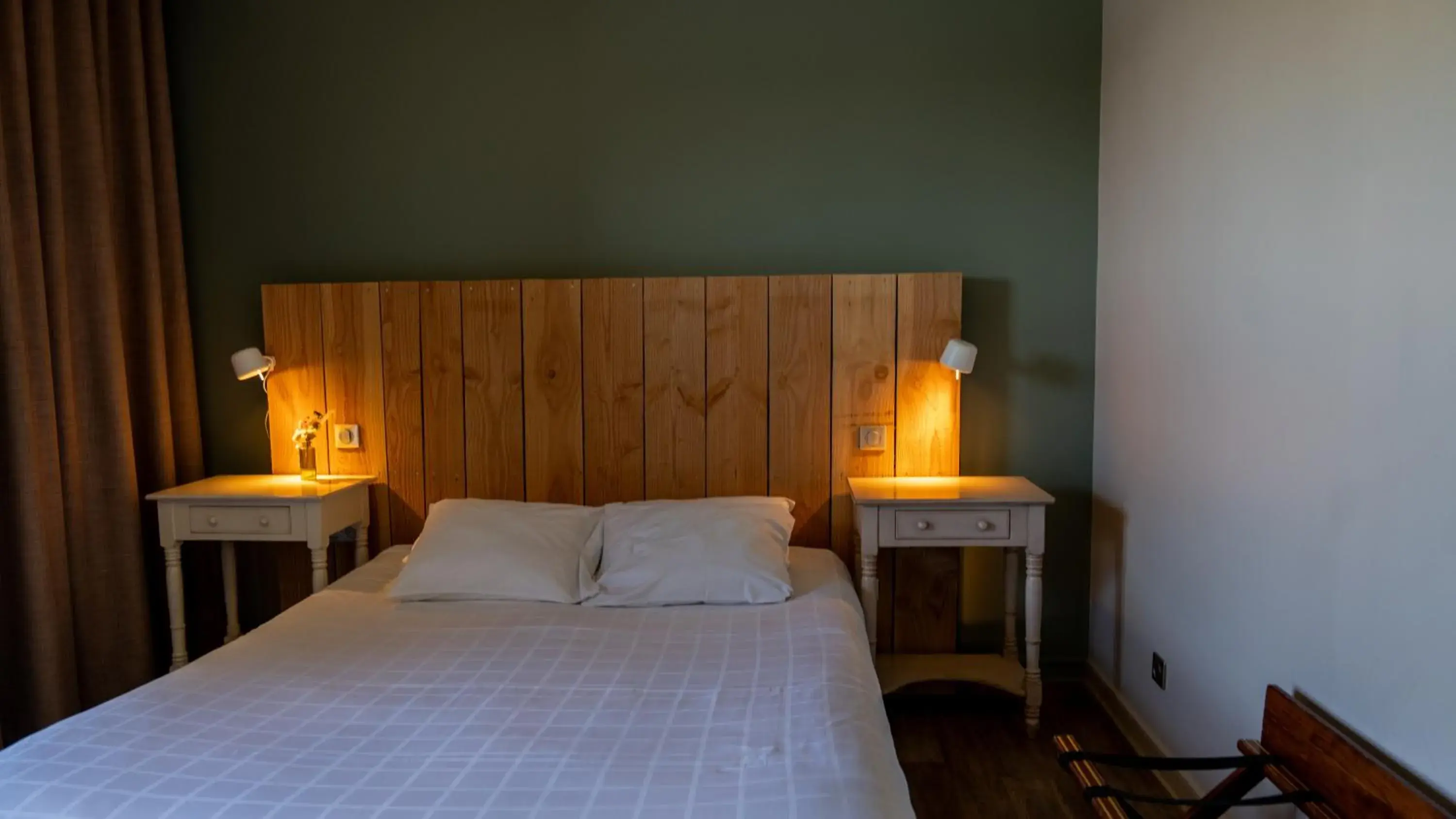 Bed in Hôtel & Spa Le Moulin de Moissac Bed in Hôtel & Spa Le Moulin de Moissac