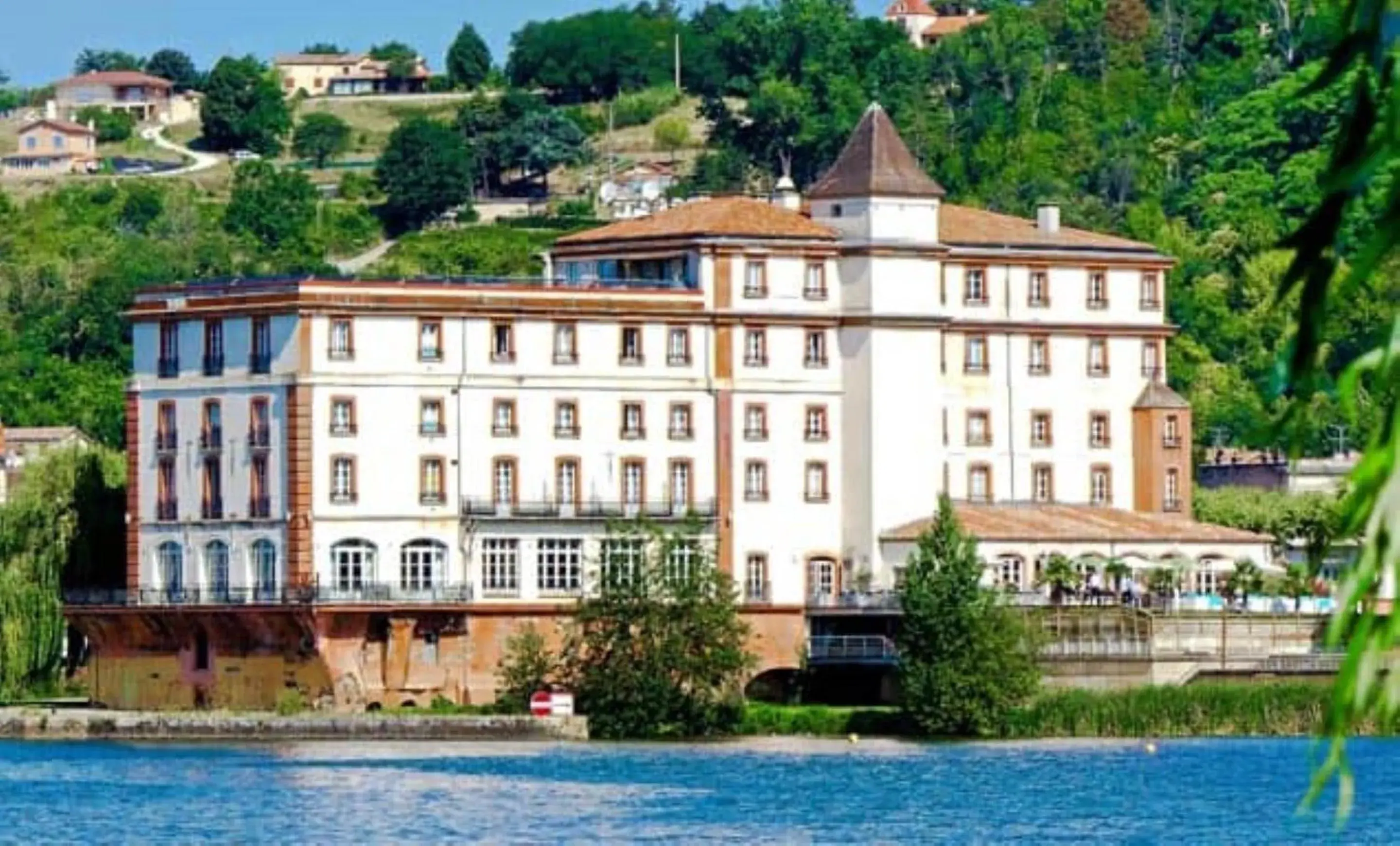 Property building in Le Moulin de Moissac, Sure Hotel Collection by Best Western Property building in Le Moulin de Moissac, Sure Hotel Collection by Best Western