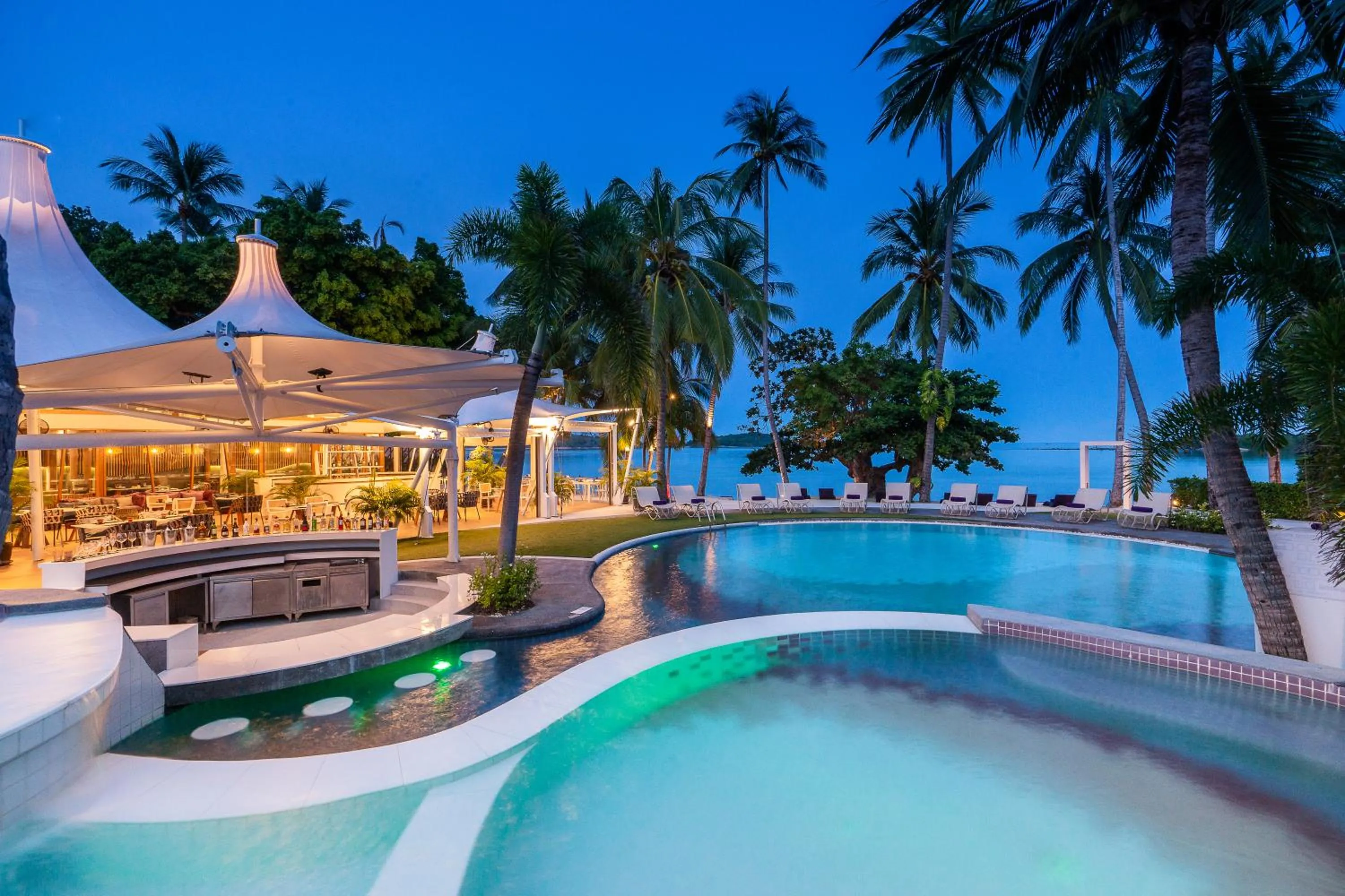 Swimming pool in La Vida Samui