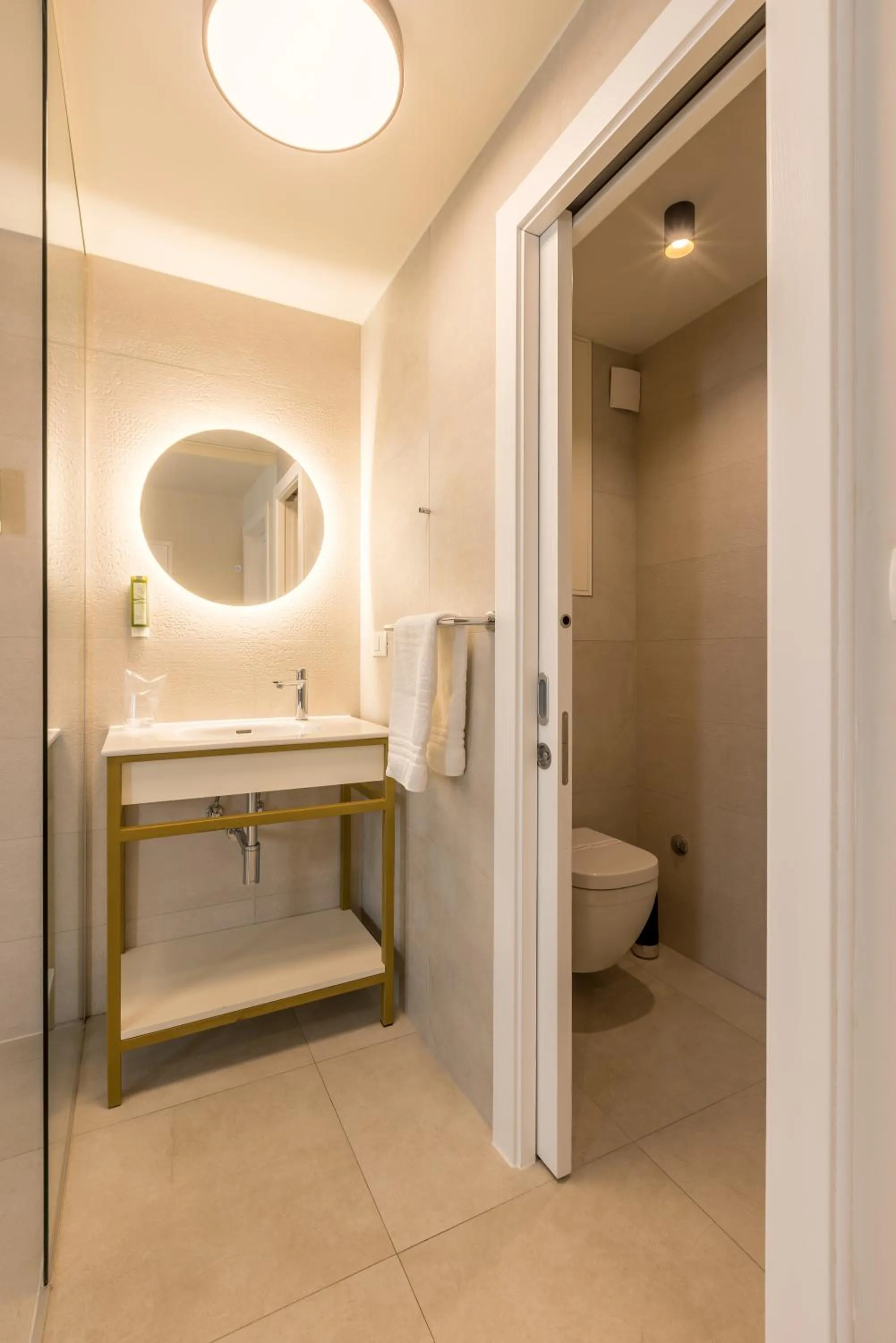 Bathroom in Sperone Hotel