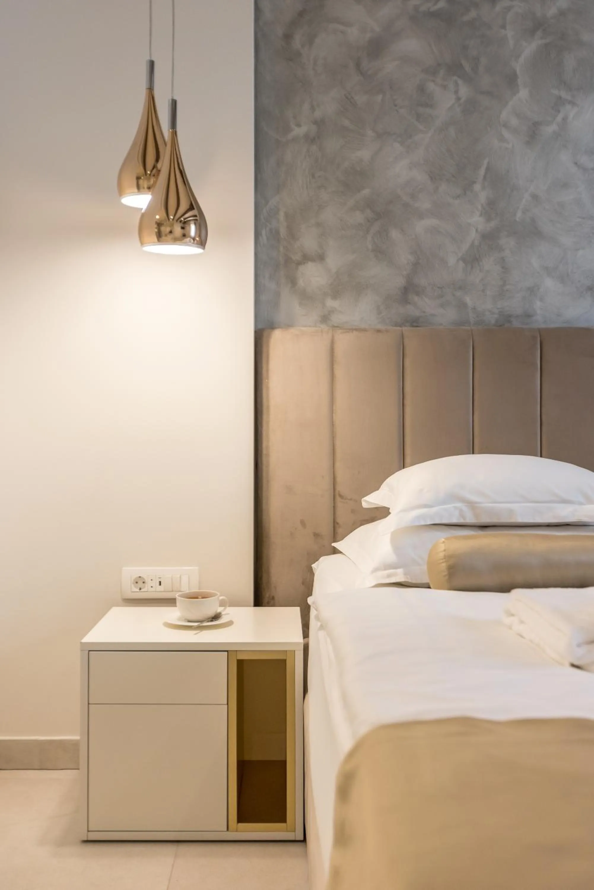 Bed in Sperone Hotel