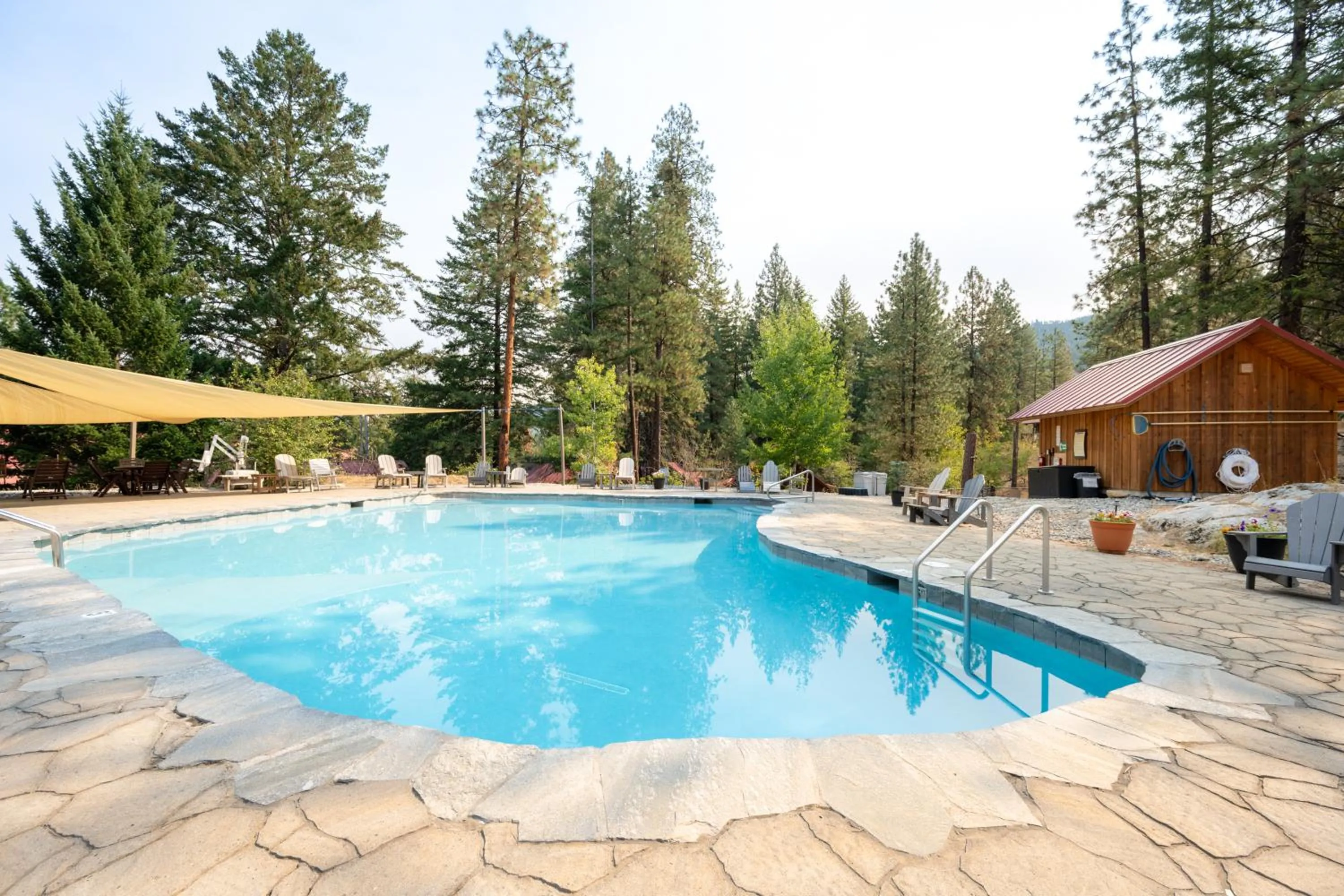 Swimming pool in Sleeping Lady Mountain Resort & Spa