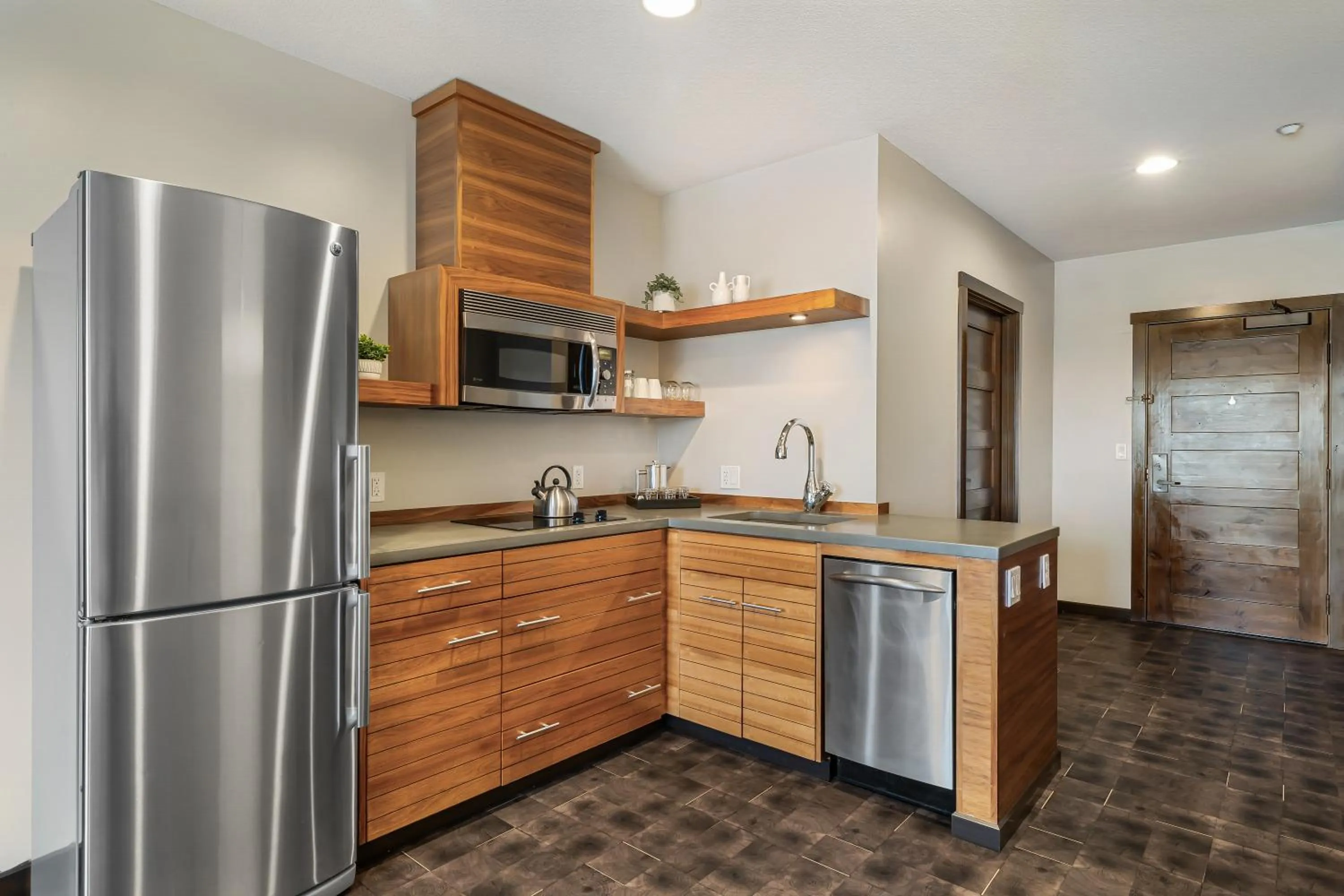 kitchen in Oxford Hotel Bend