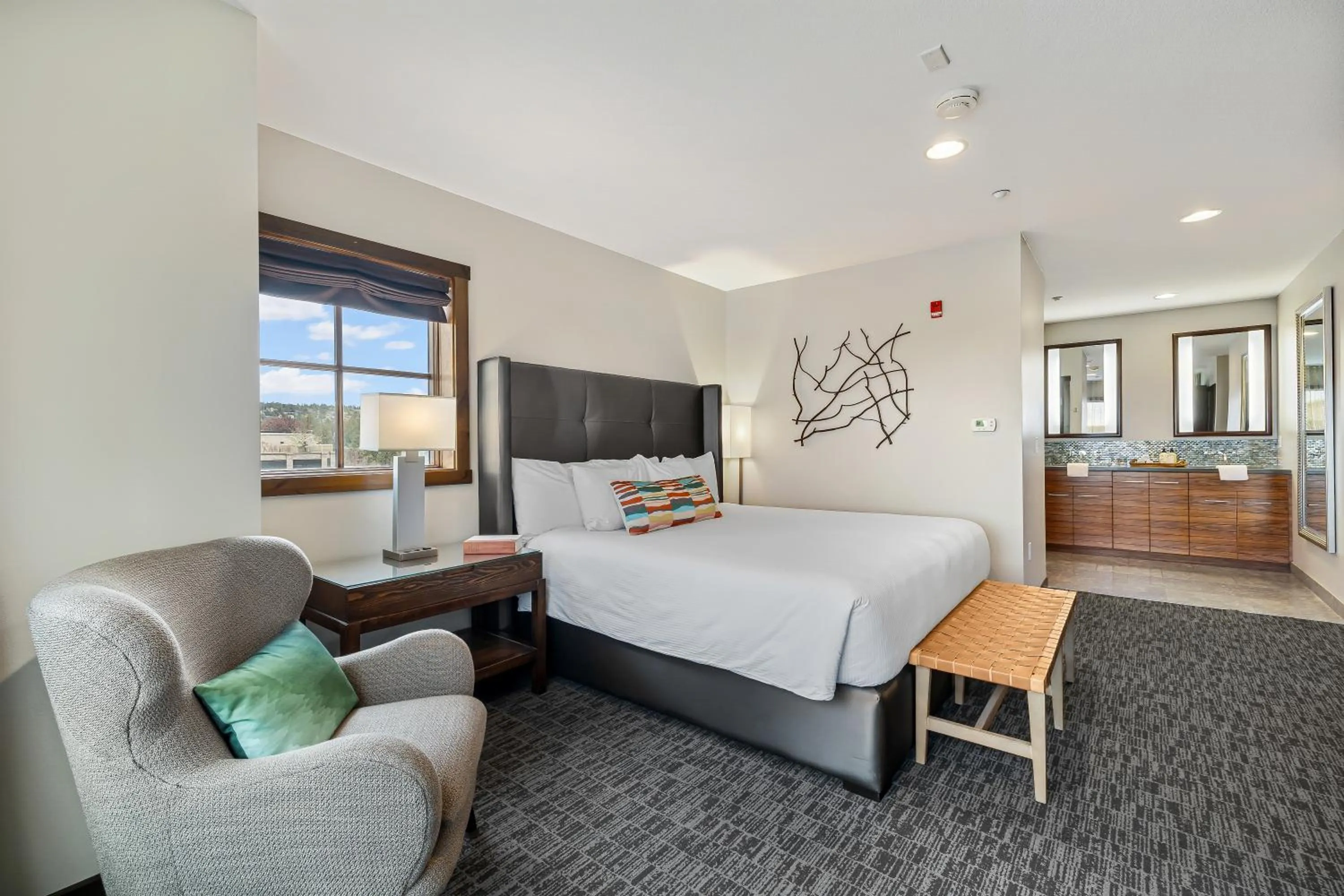 Bed in Oxford Hotel Bend