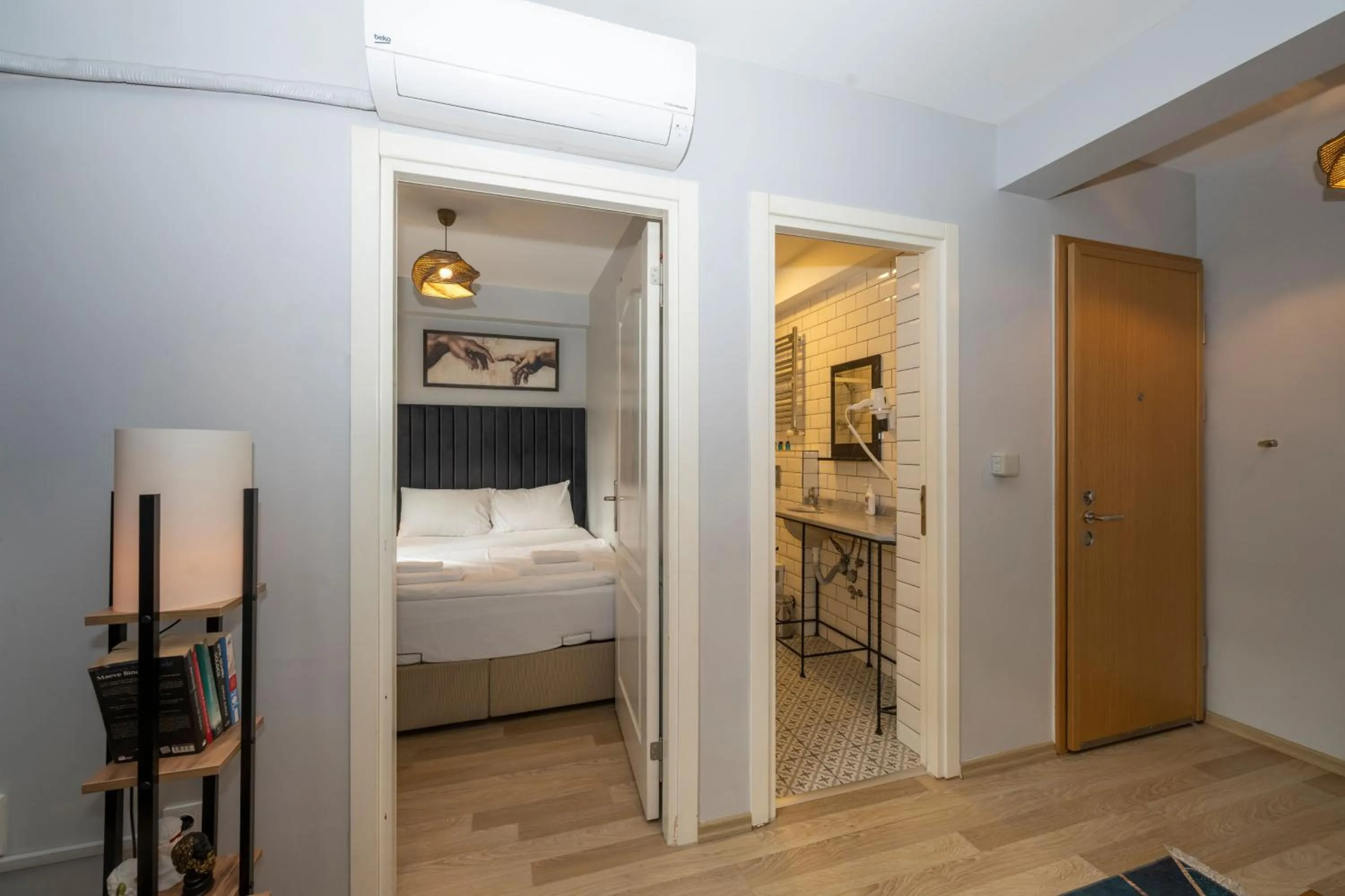 Bedroom, Bed in Dorne Suite Taksim Hotel