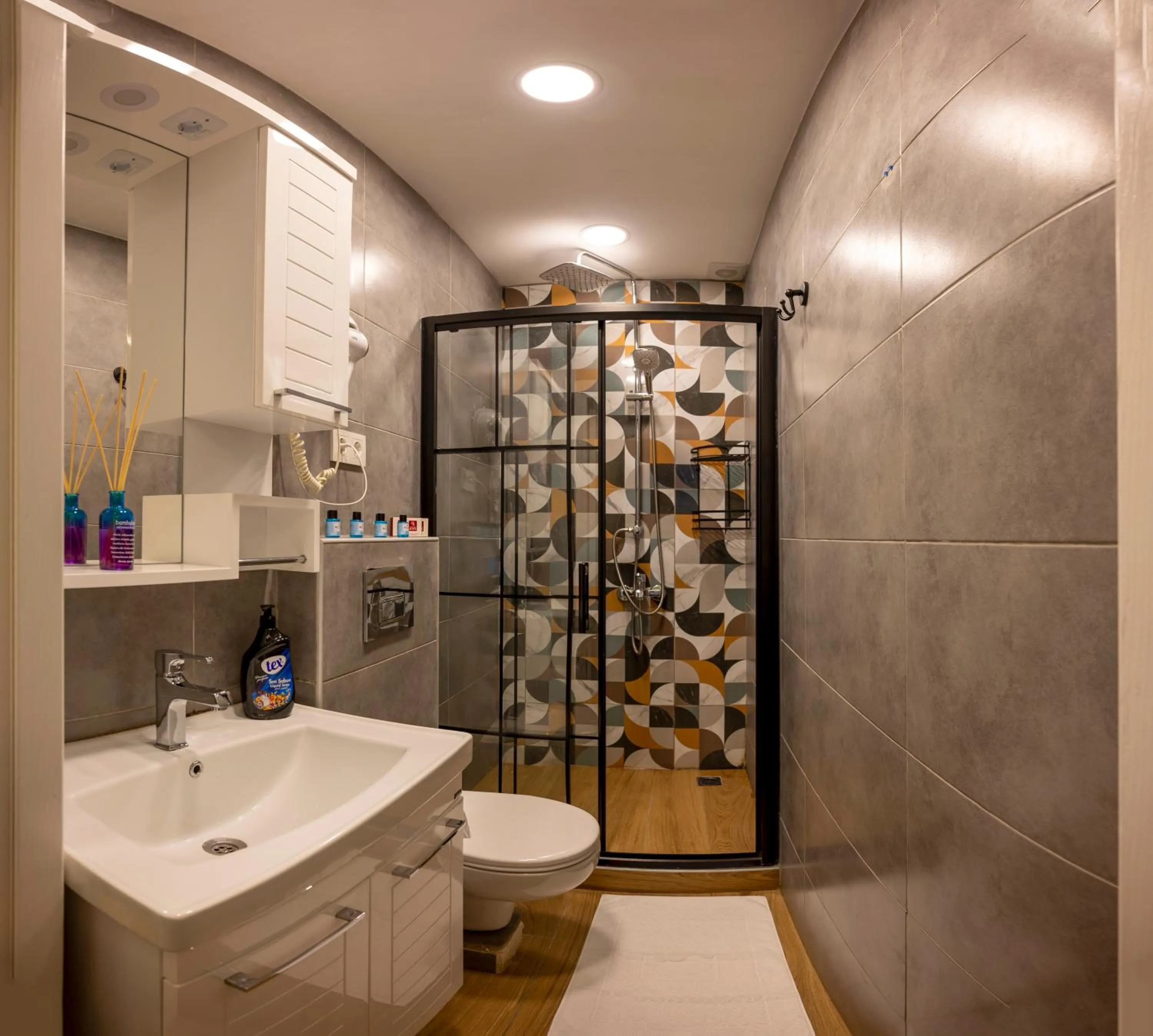 Shower in Dorne Suite Taksim Hotel
