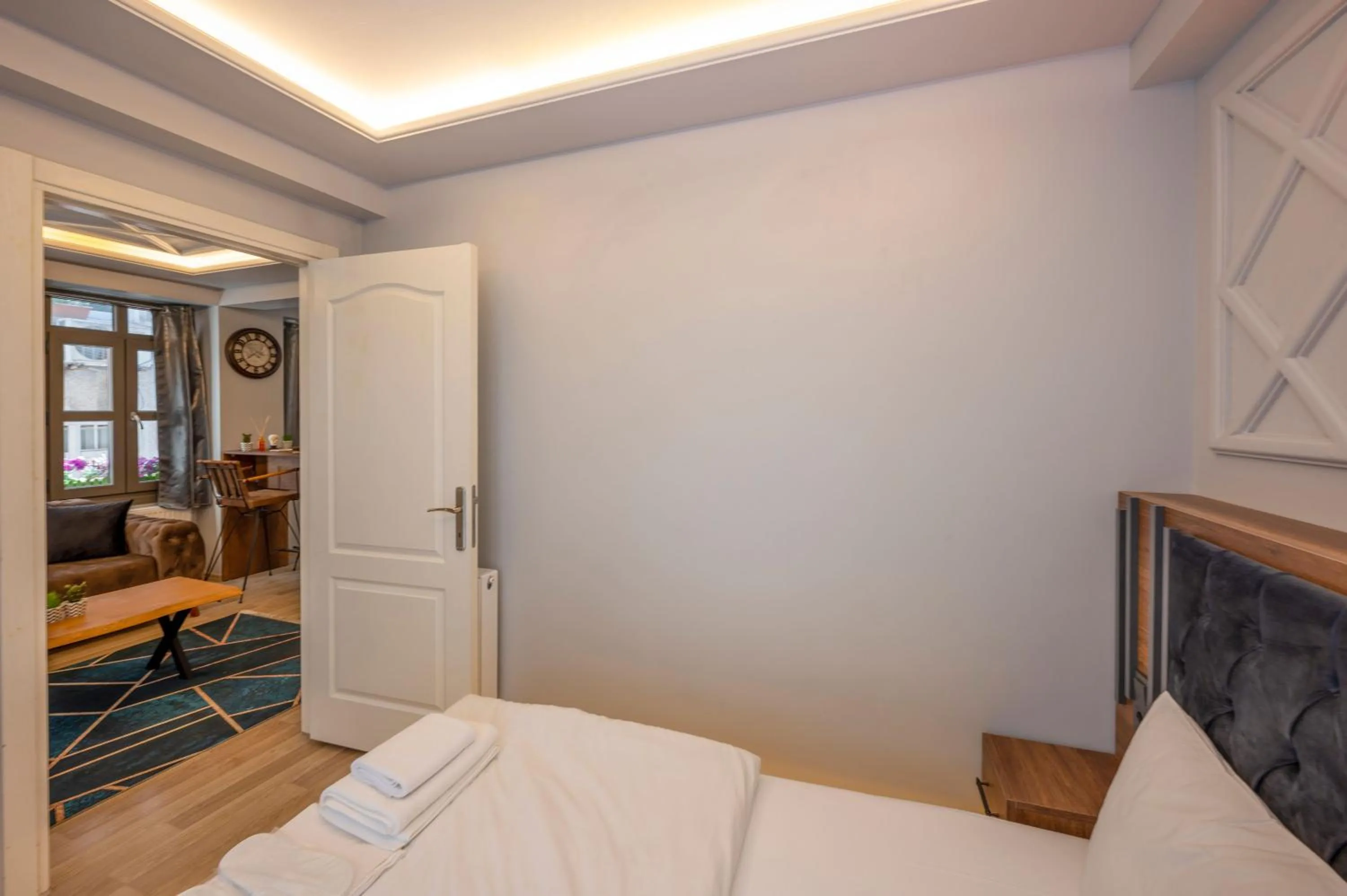 Bed in Dorne Suite Taksim Hotel