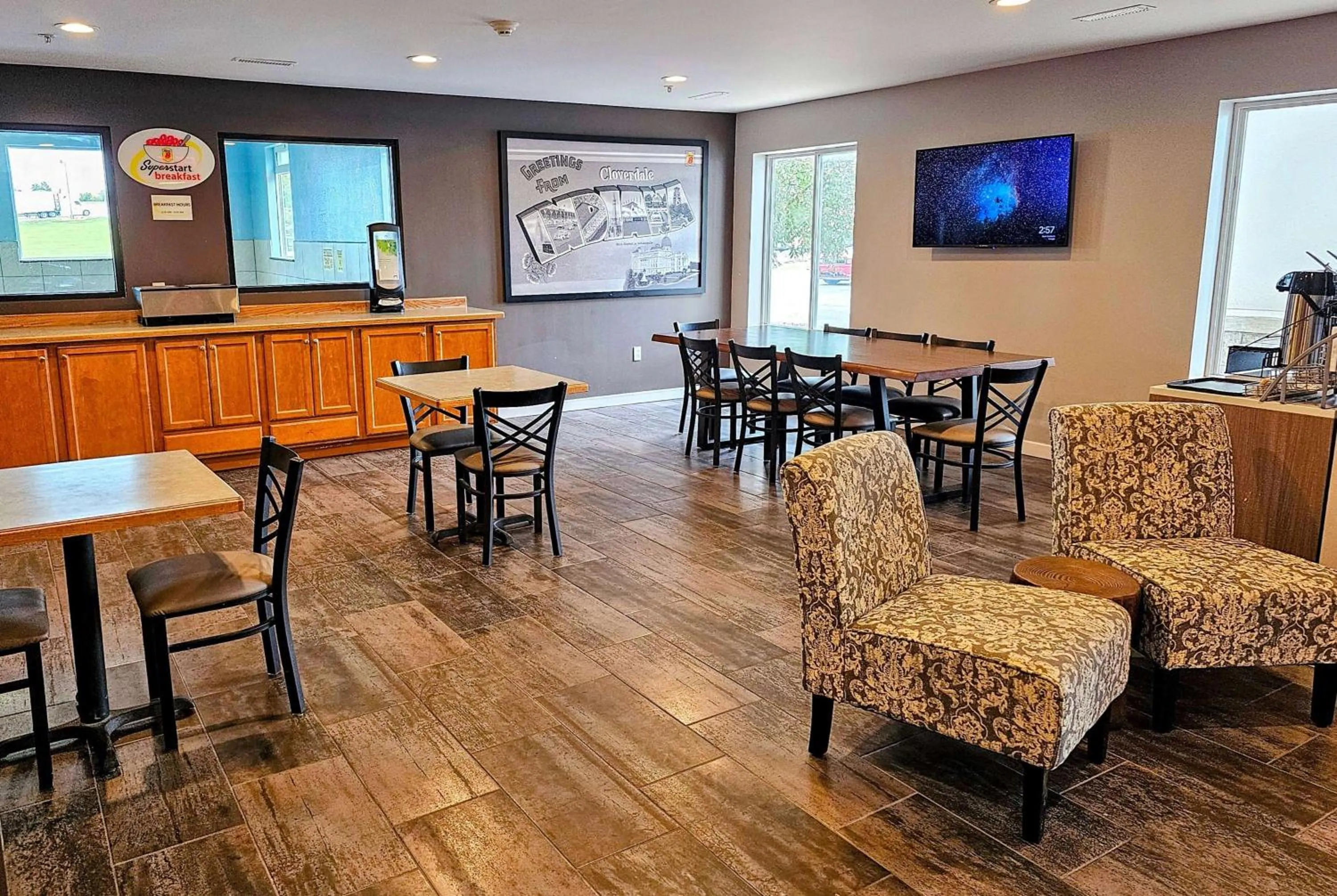 Breakfast in Super 8 by Wyndham Cloverdale IN