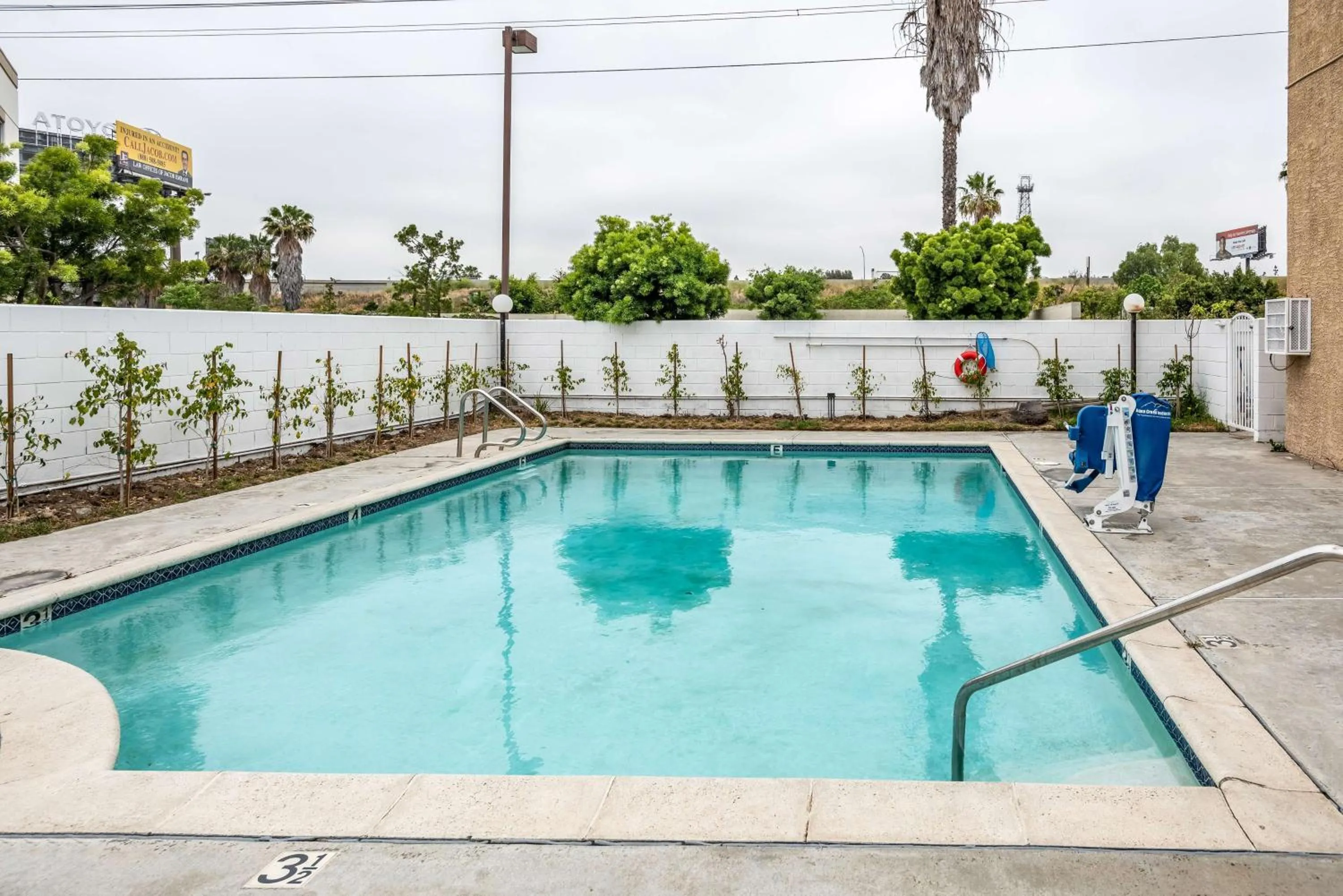 On site in Motel 6-Gardena, CA - South