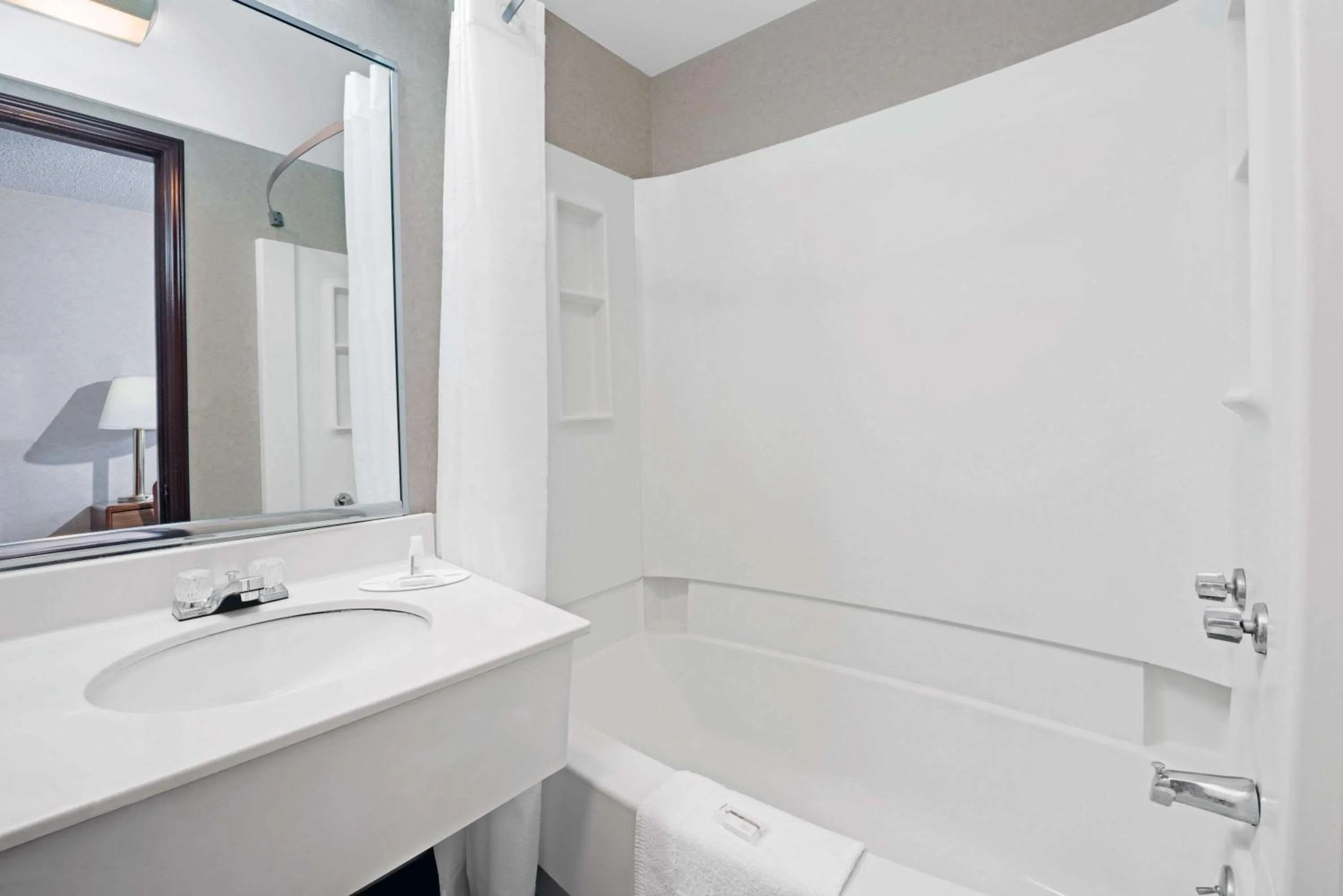 On site, Bathroom in Super 8 by Wyndham Kenmore/Buffalo/Niagara Falls Area