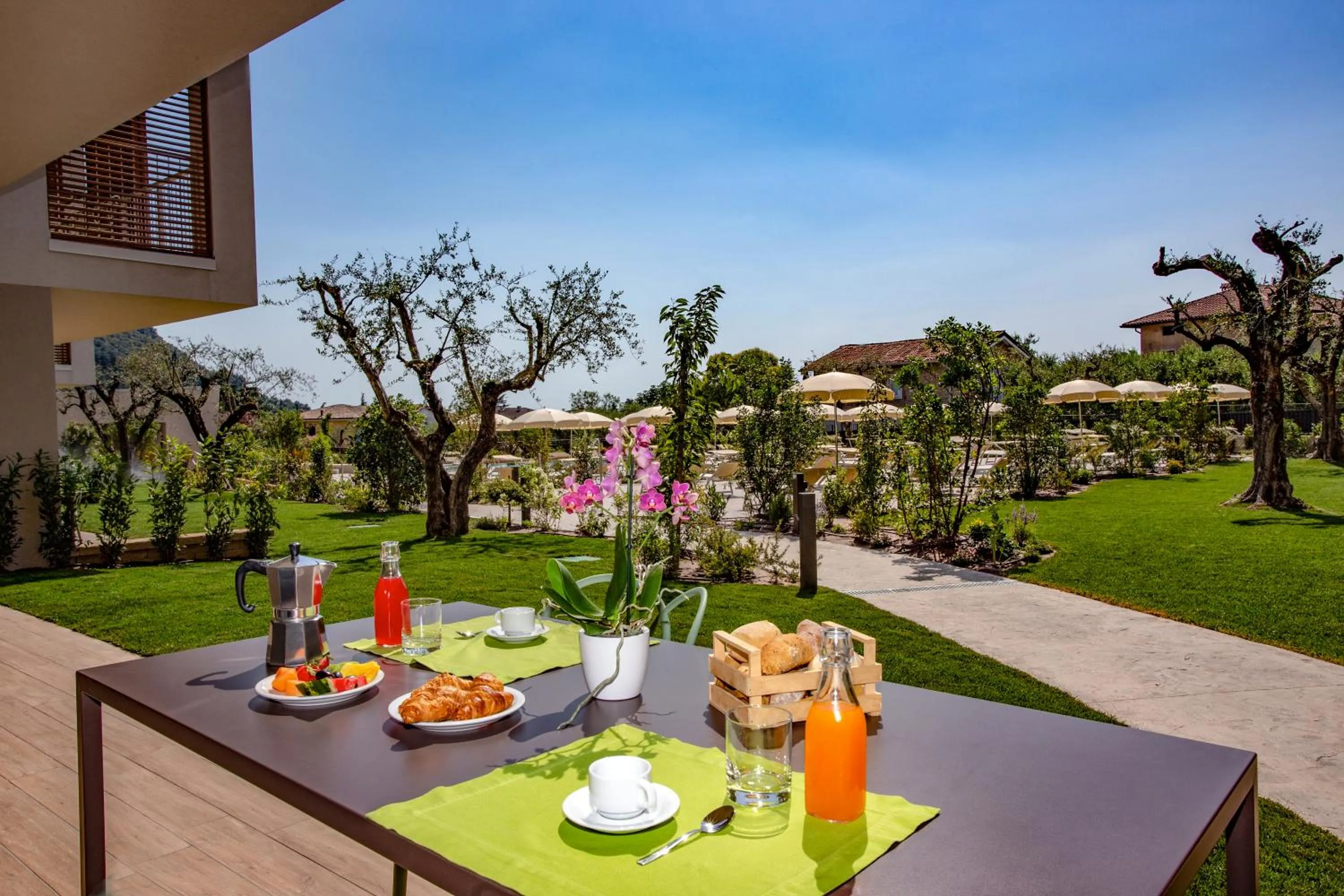 Food and drinks in Residenza Olivo