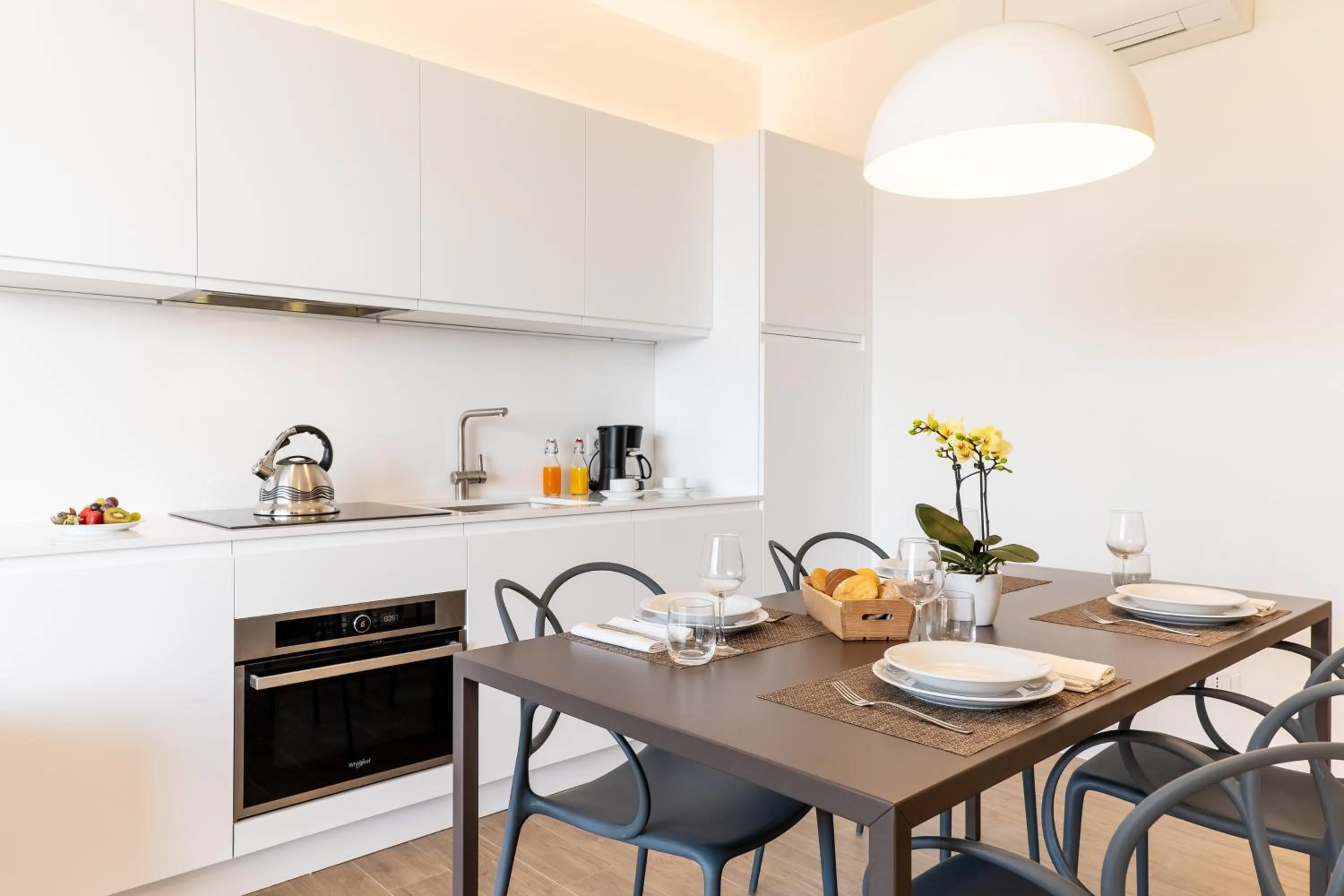 Dining area in Residenza Olivo