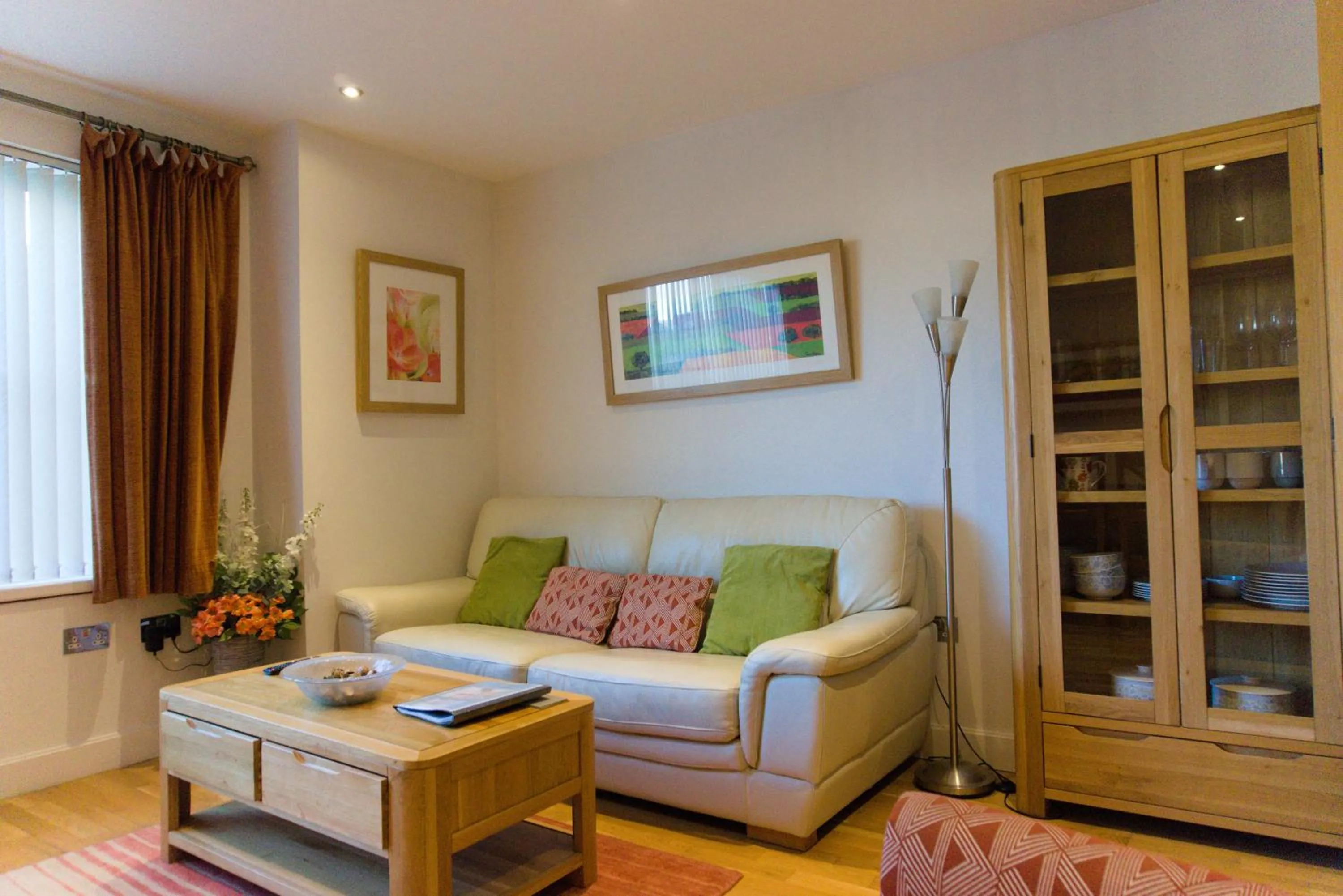 Living room in Almanna, Central York, only 6 minutes walk to York Minster