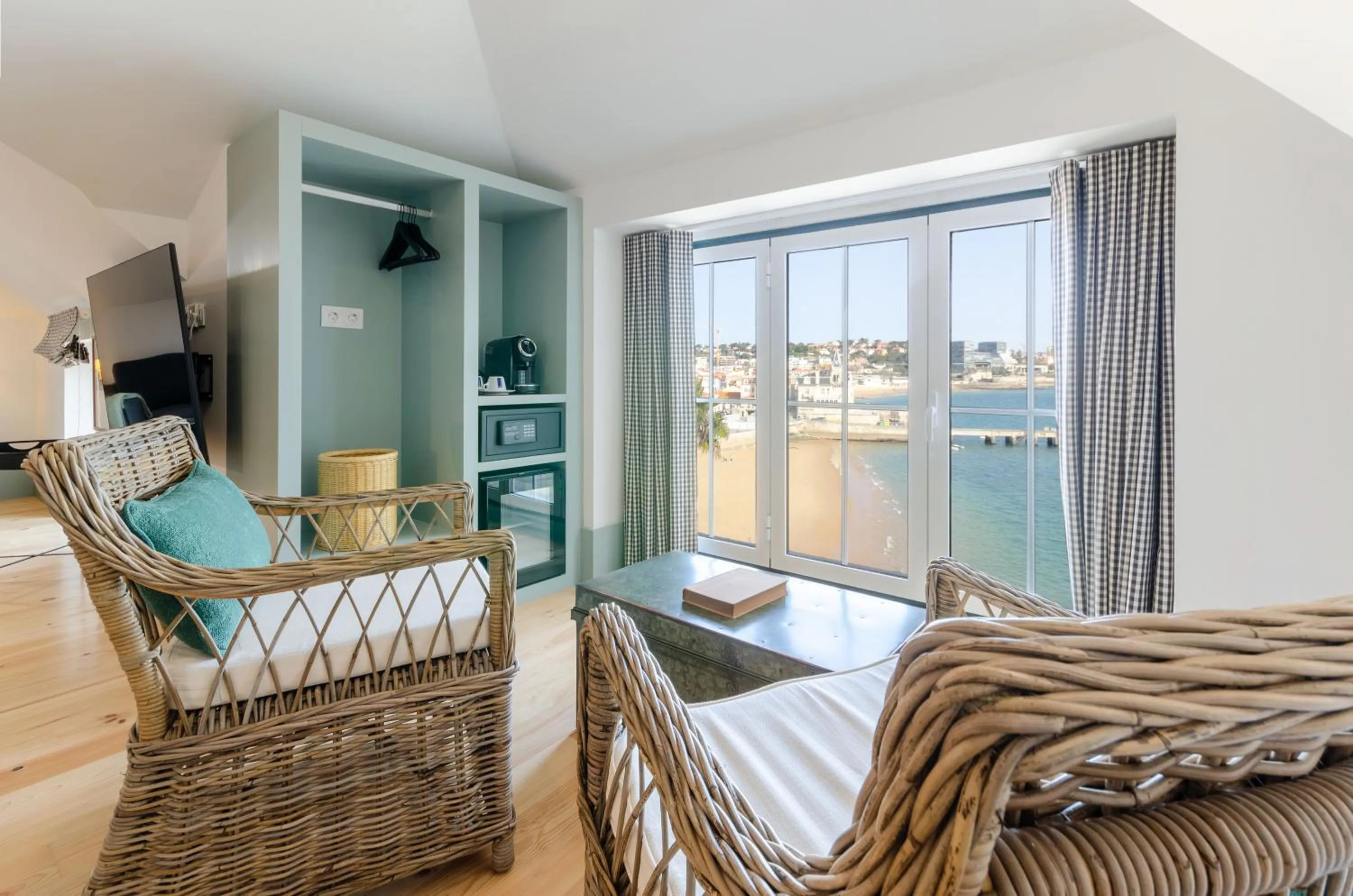 Coffee/tea facilities in Westlight Cascais Chalet - Adults Only