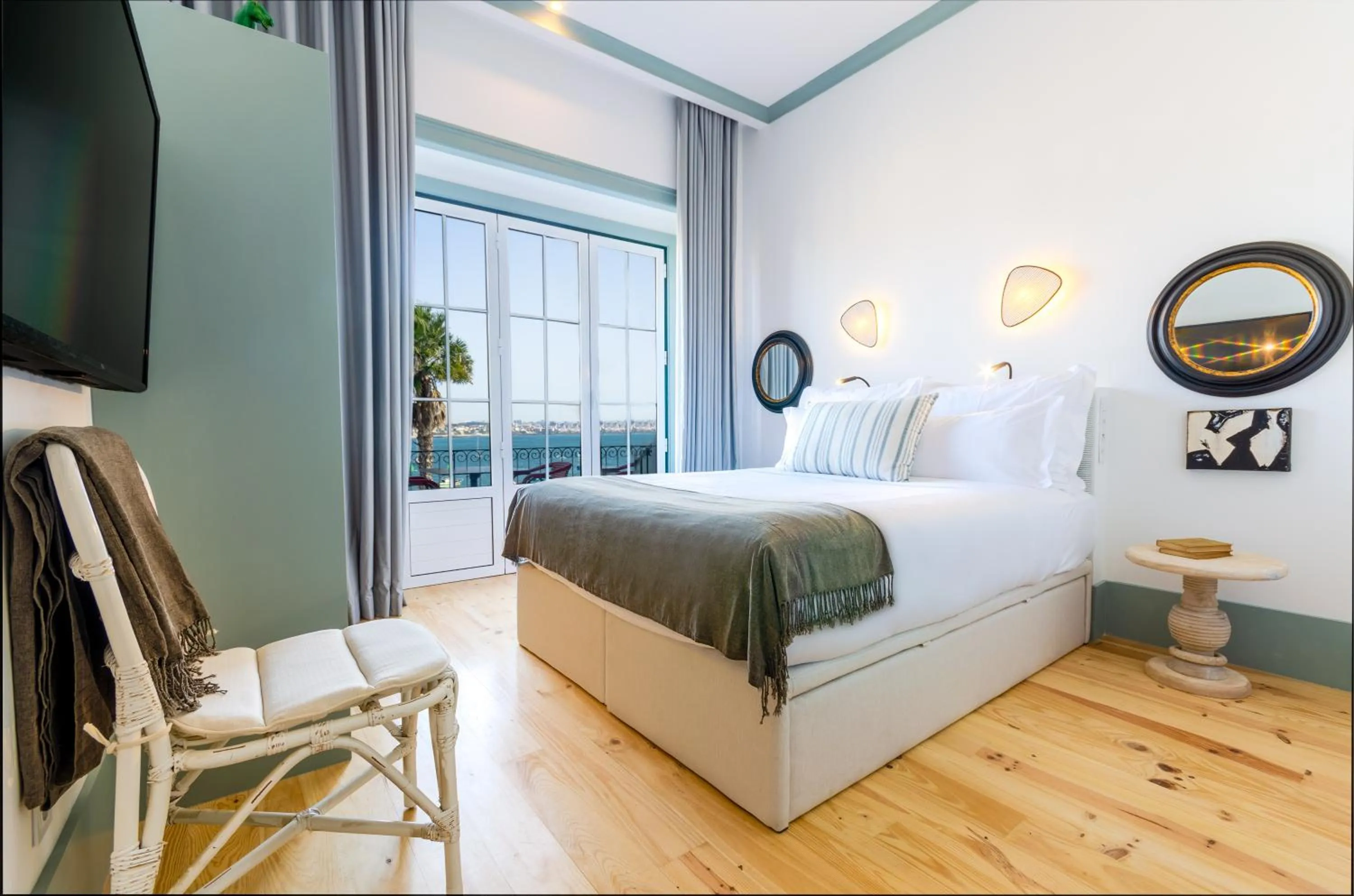 Bed in Westlight Cascais Chalet - Adults Only