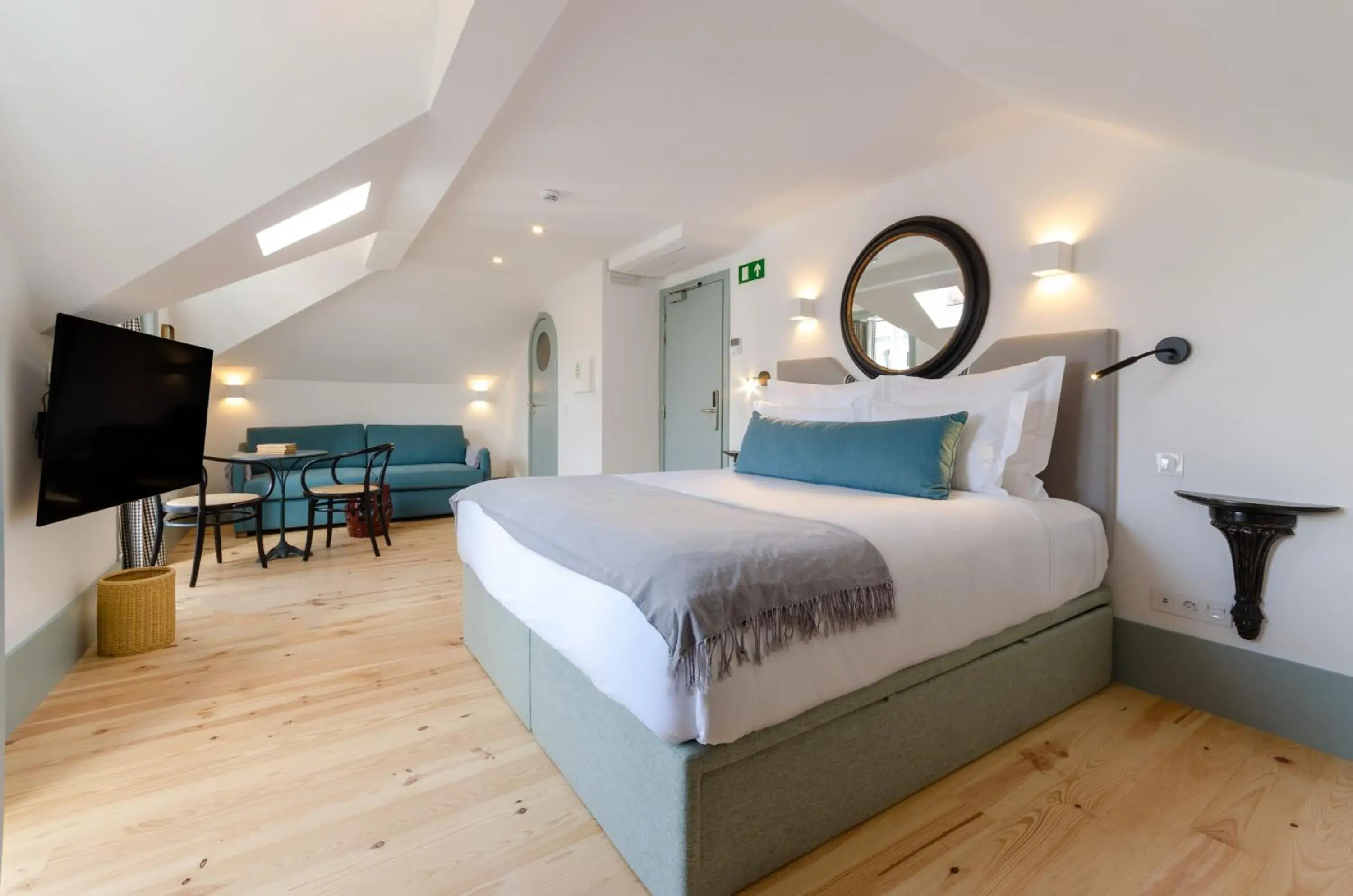 Bed in Westlight Cascais Chalet - Adults Only Bed in Westlight Cascais Chalet - Adults Only