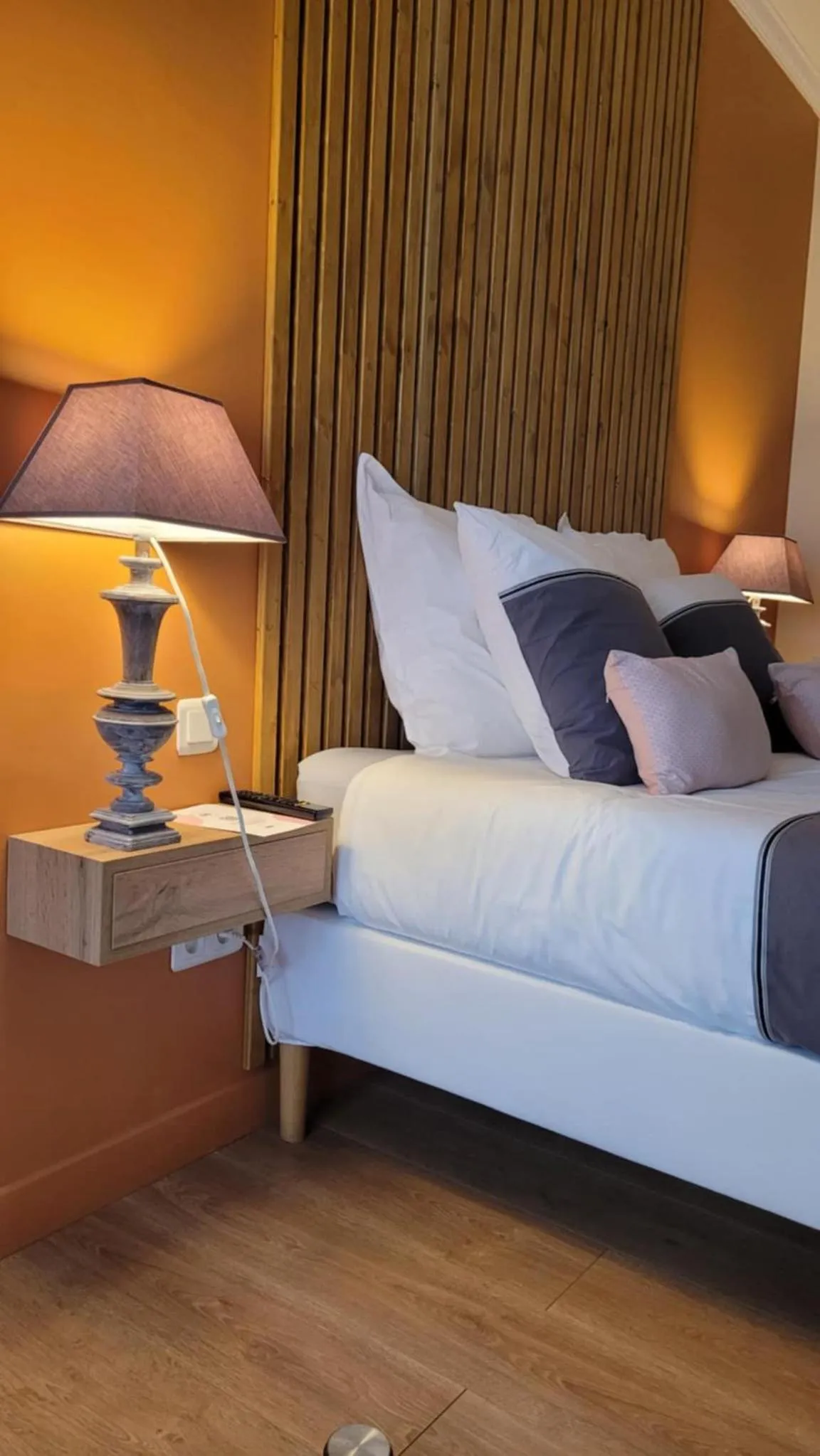 Bed in A L'OMBRE DE LA TREILLE -Proche Saint-Emilion