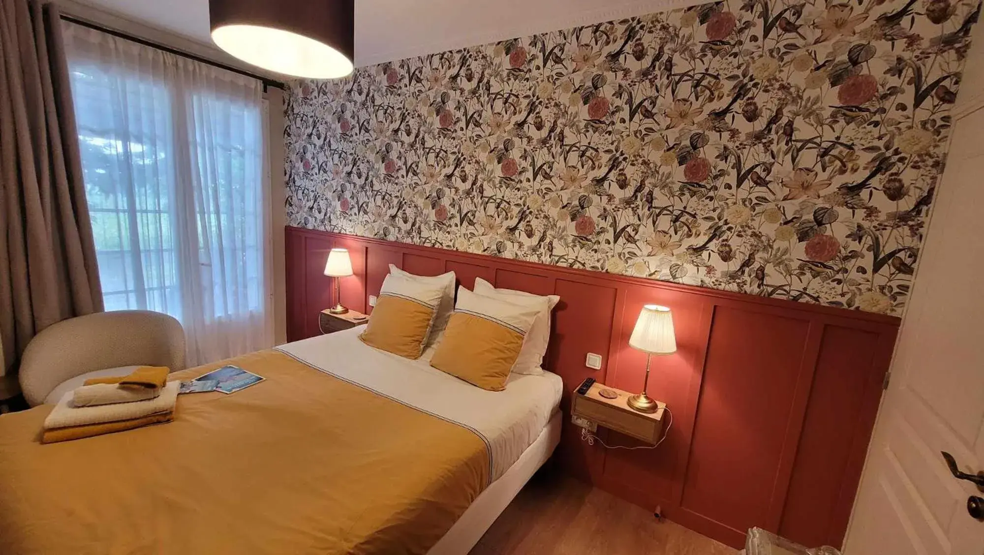 Standard Double Room in A L'OMBRE DE LA TREILLE -Proche Saint-Emilion Standard Double Room in A L'OMBRE DE LA TREILLE -Proche Saint-Emilion