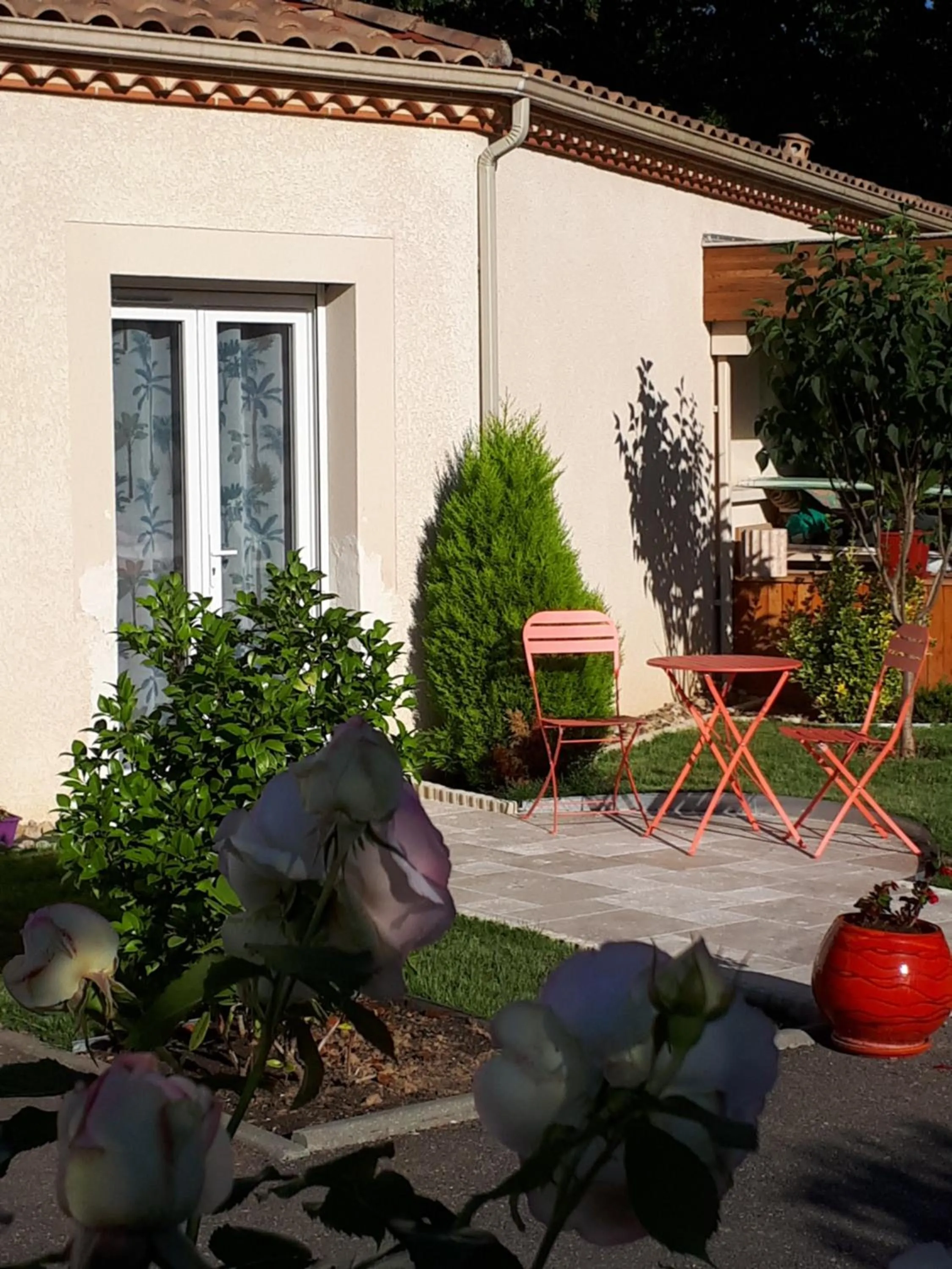 Garden view in La Chênaie