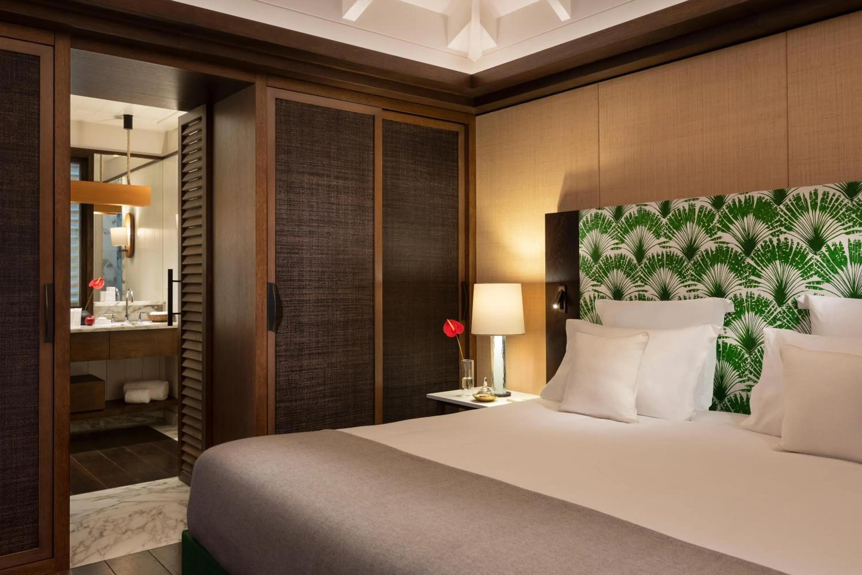 Bed in Hôtel Barrière Le Carl Gustaf St Barth