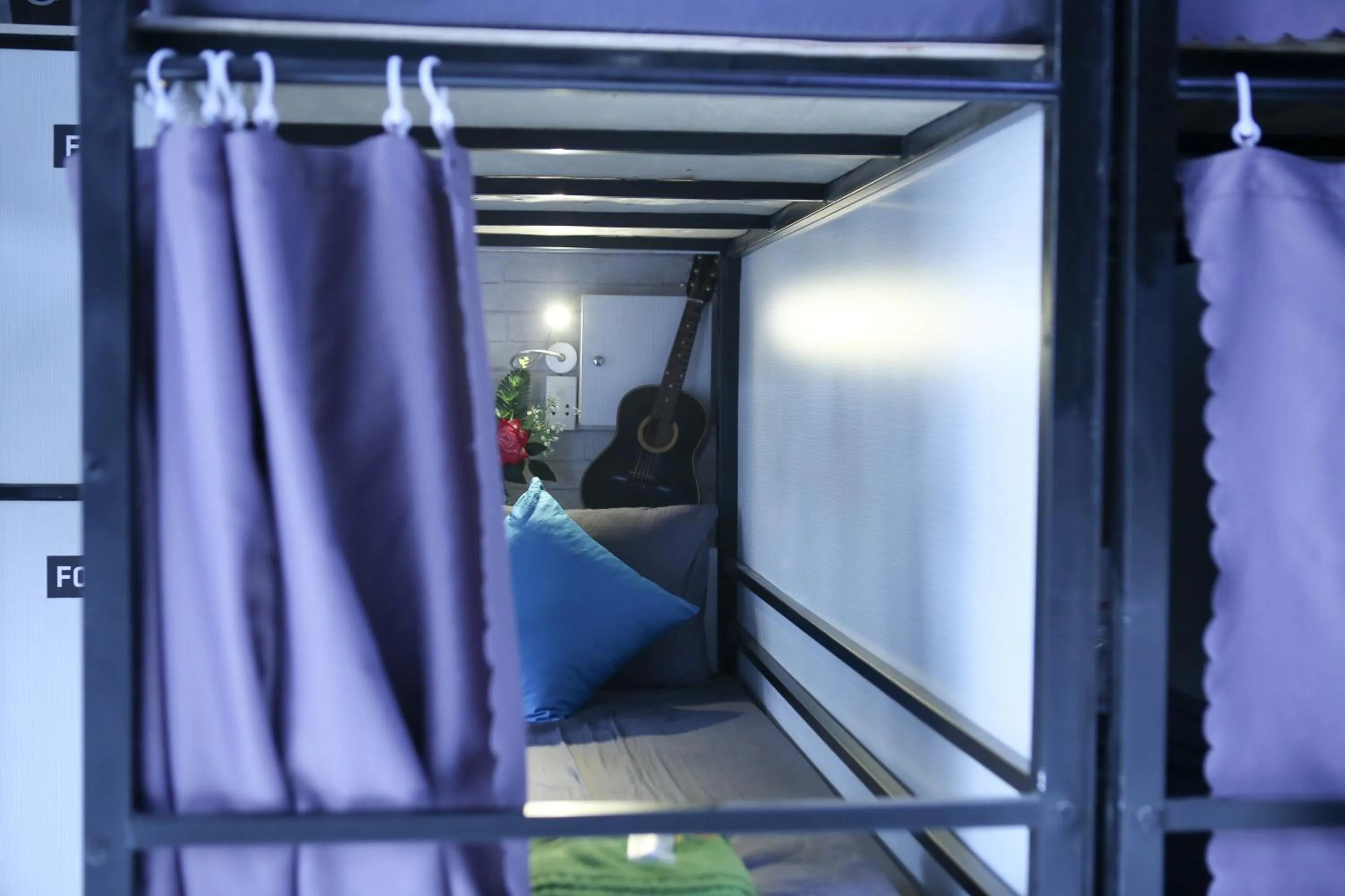 bunk bed in Silk and Sea Hotel